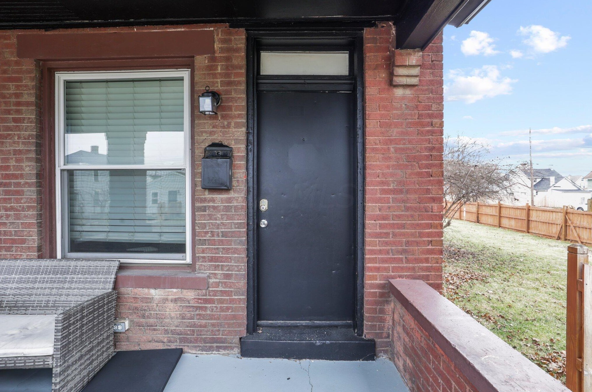 612 2 Ave, Columbus OH 43201-3781 exterior