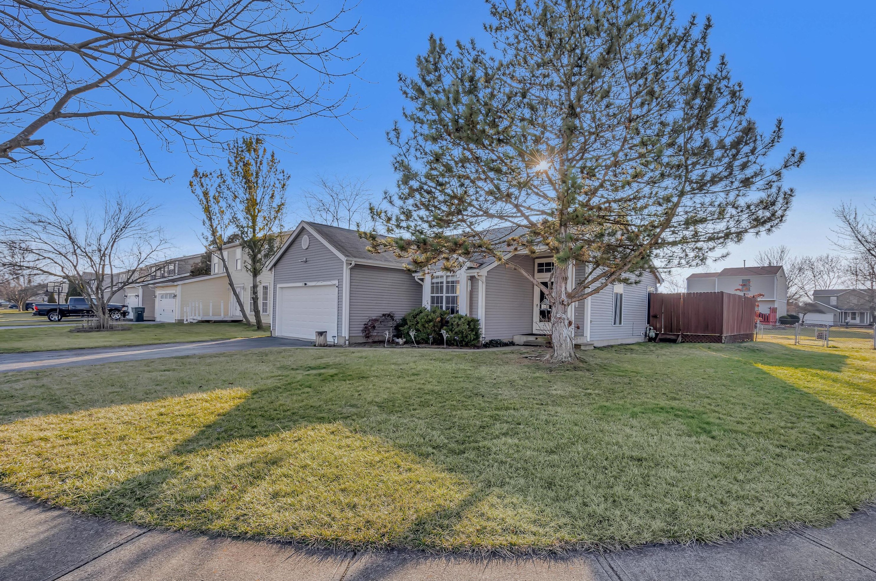 2967 Cutler Dr, Hilliard, OH 43026-9185