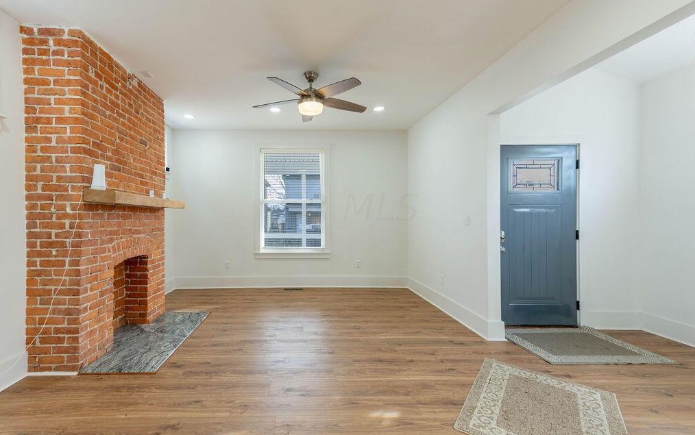 936 Bellows Ave, Columbus OH  43223-1514 exterior