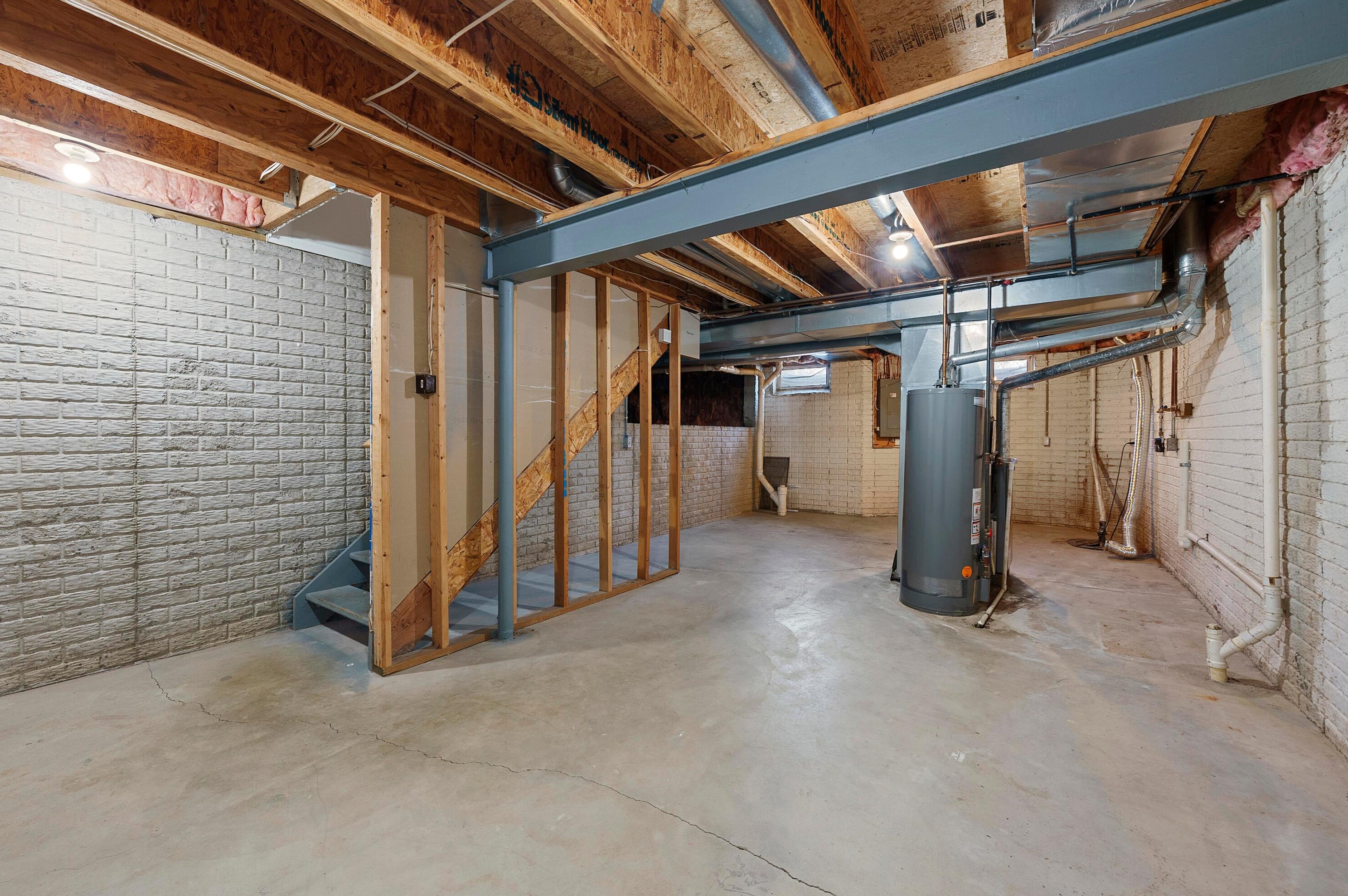 1511 Brookforest Dr, Columbus OH  43204-5027 exterior