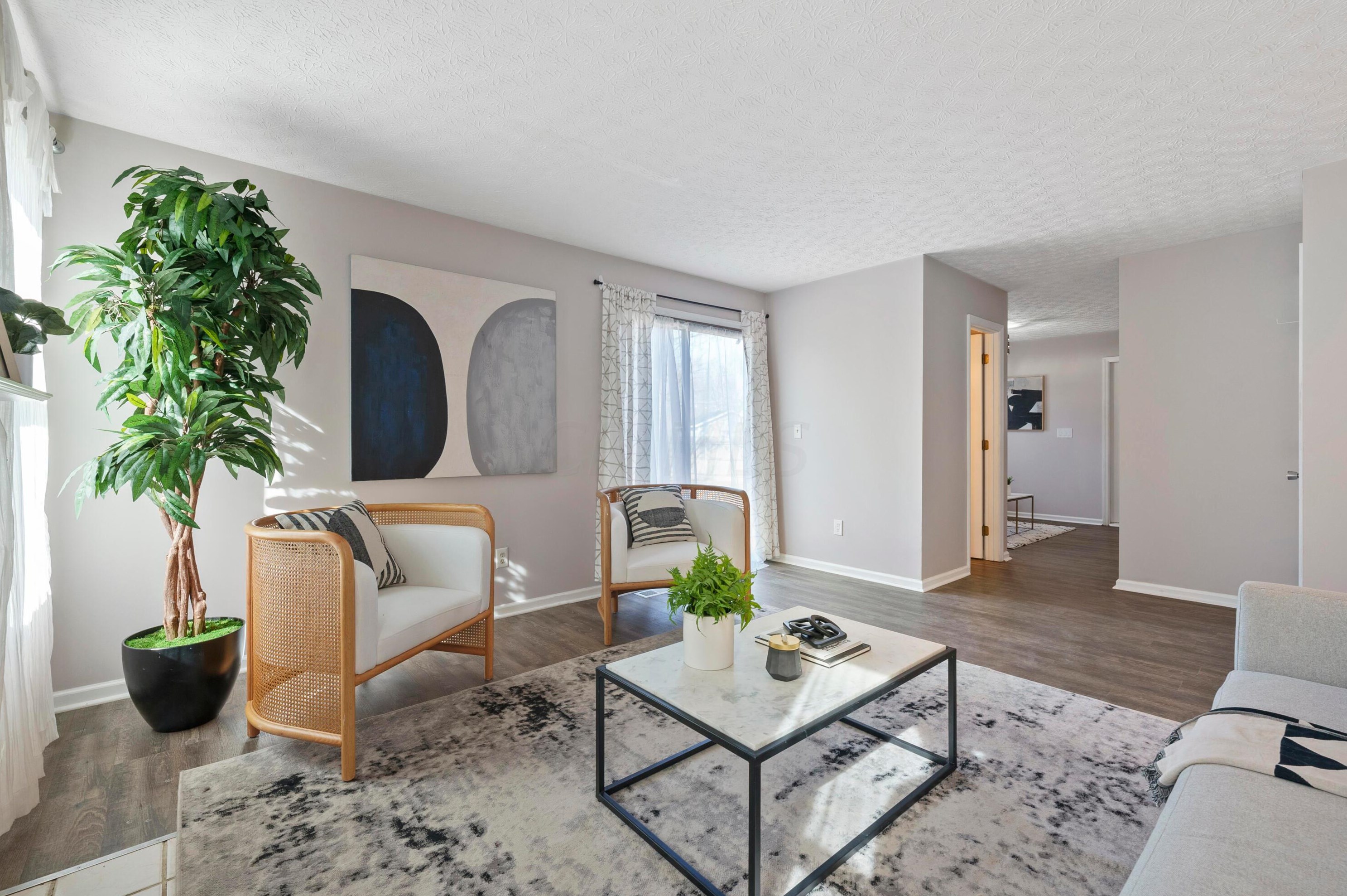 1511 Brookforest Dr, Columbus OH  43204-5027 exterior