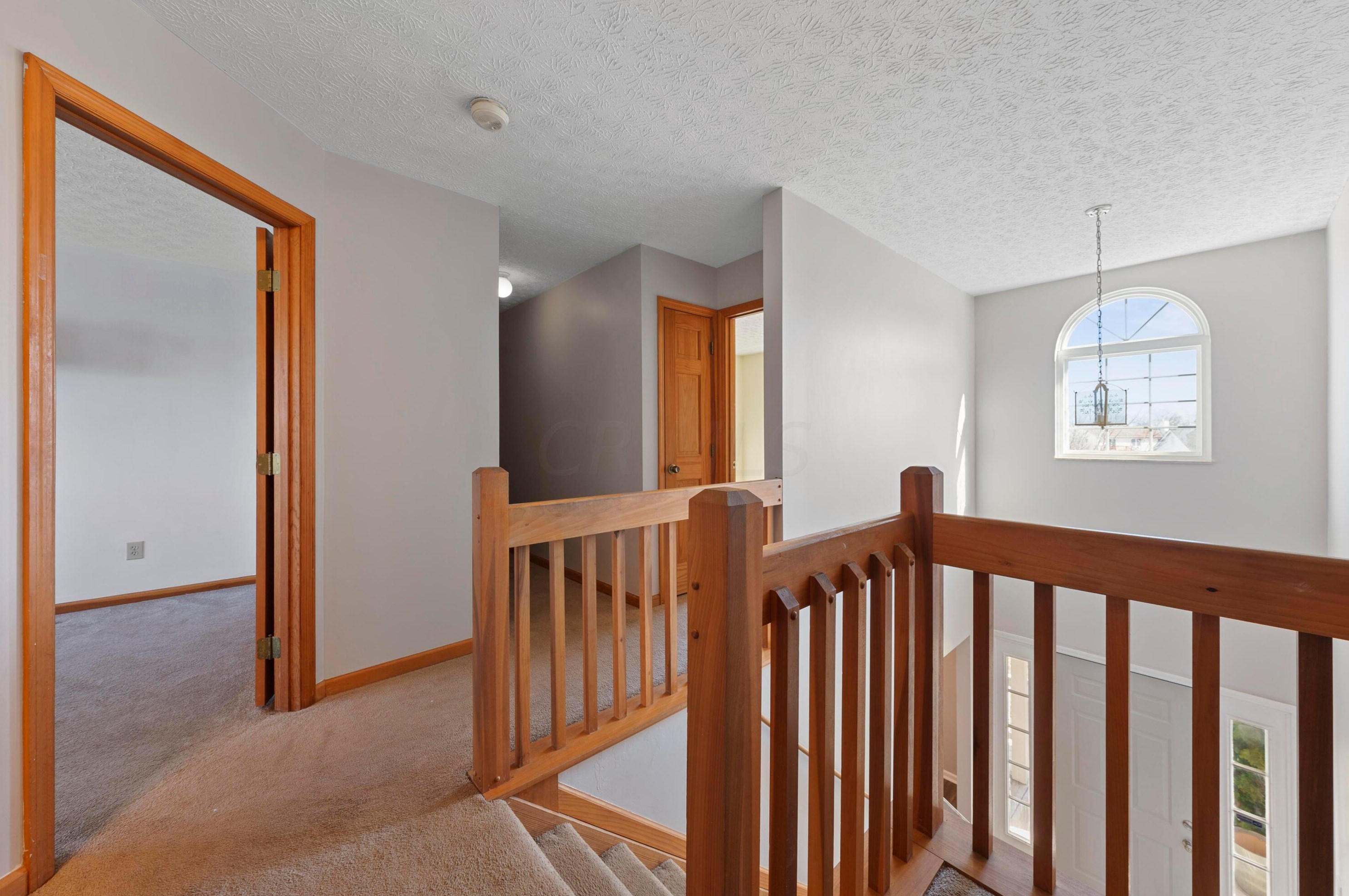 1511 Brookforest Dr, Columbus OH  43204-5027 exterior