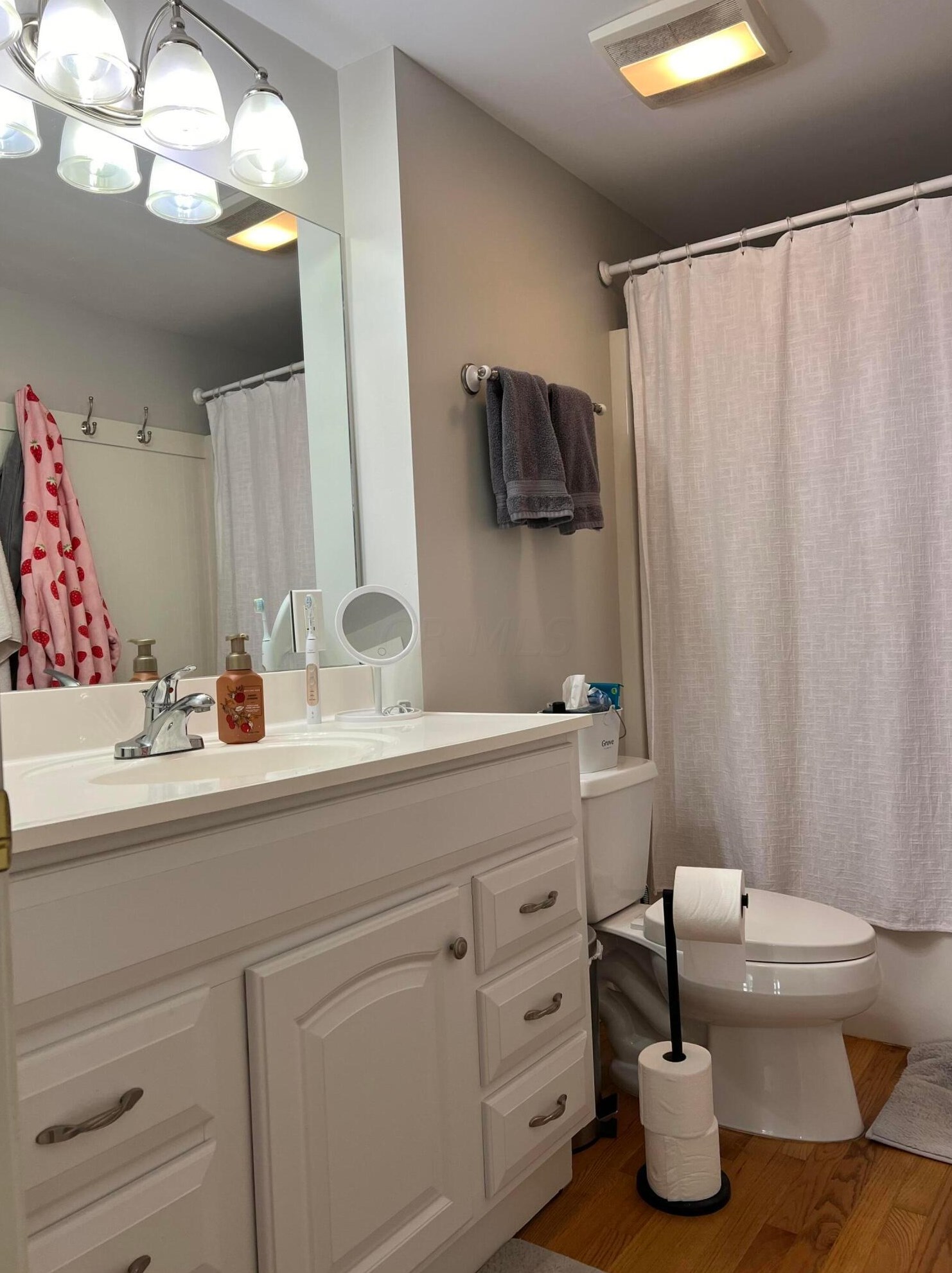 30 Lincoln St, Westerville OH  43081-1500 exterior