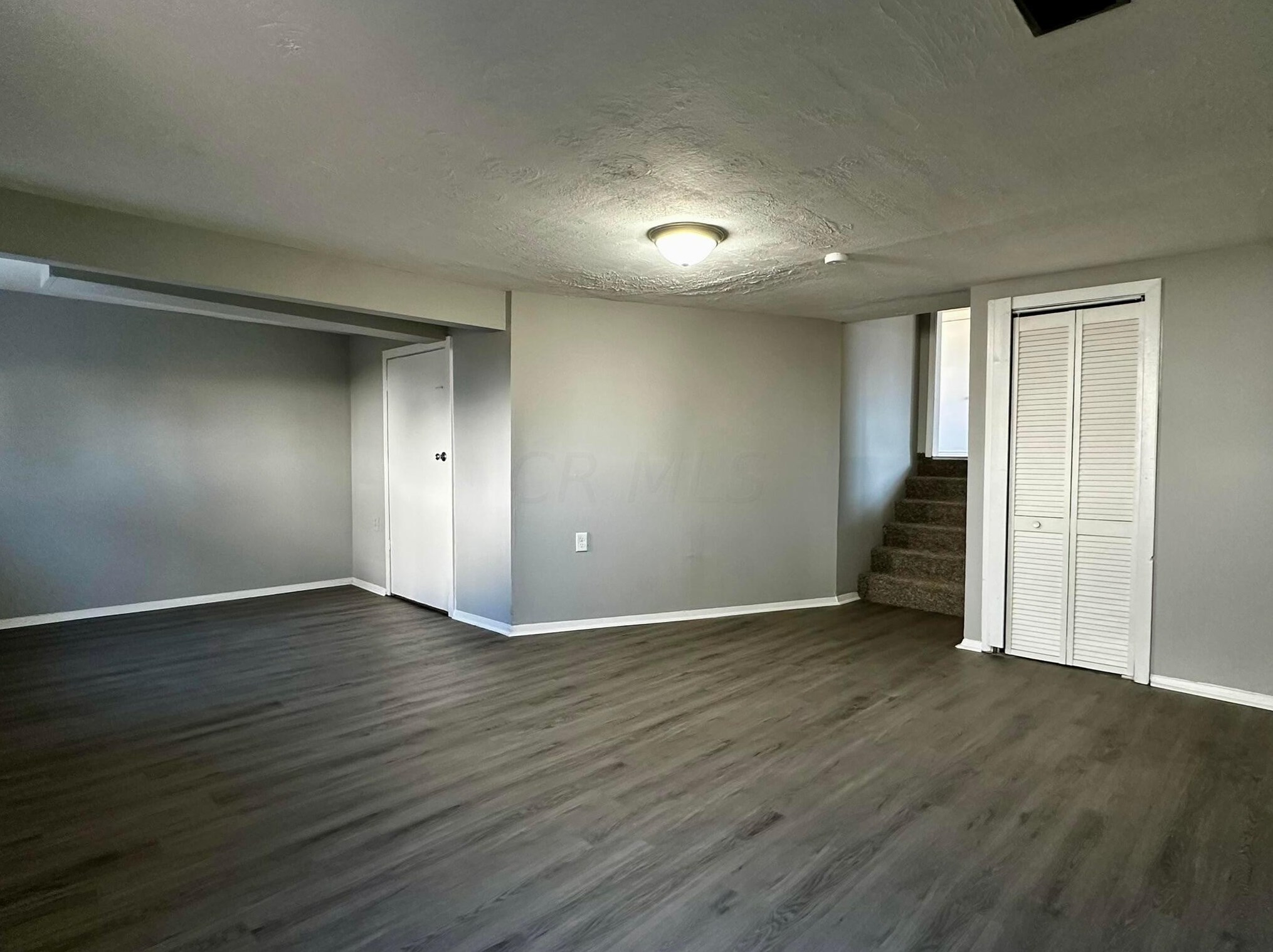 2926 Gentry Ln, Columbus, OH 43232-5404