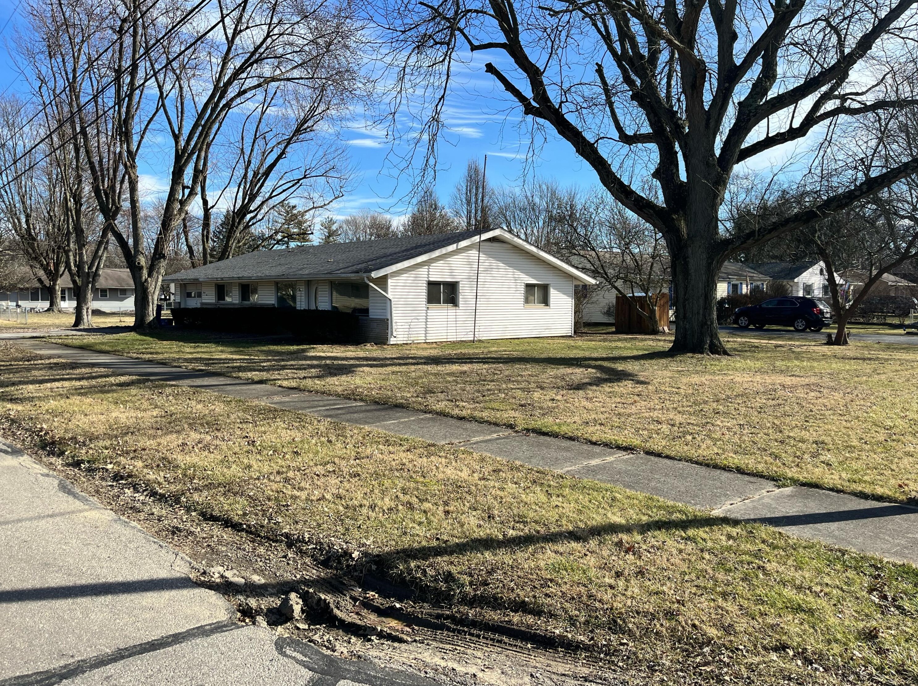 29 Barrett St, Delaware OH  43015-1037 exterior