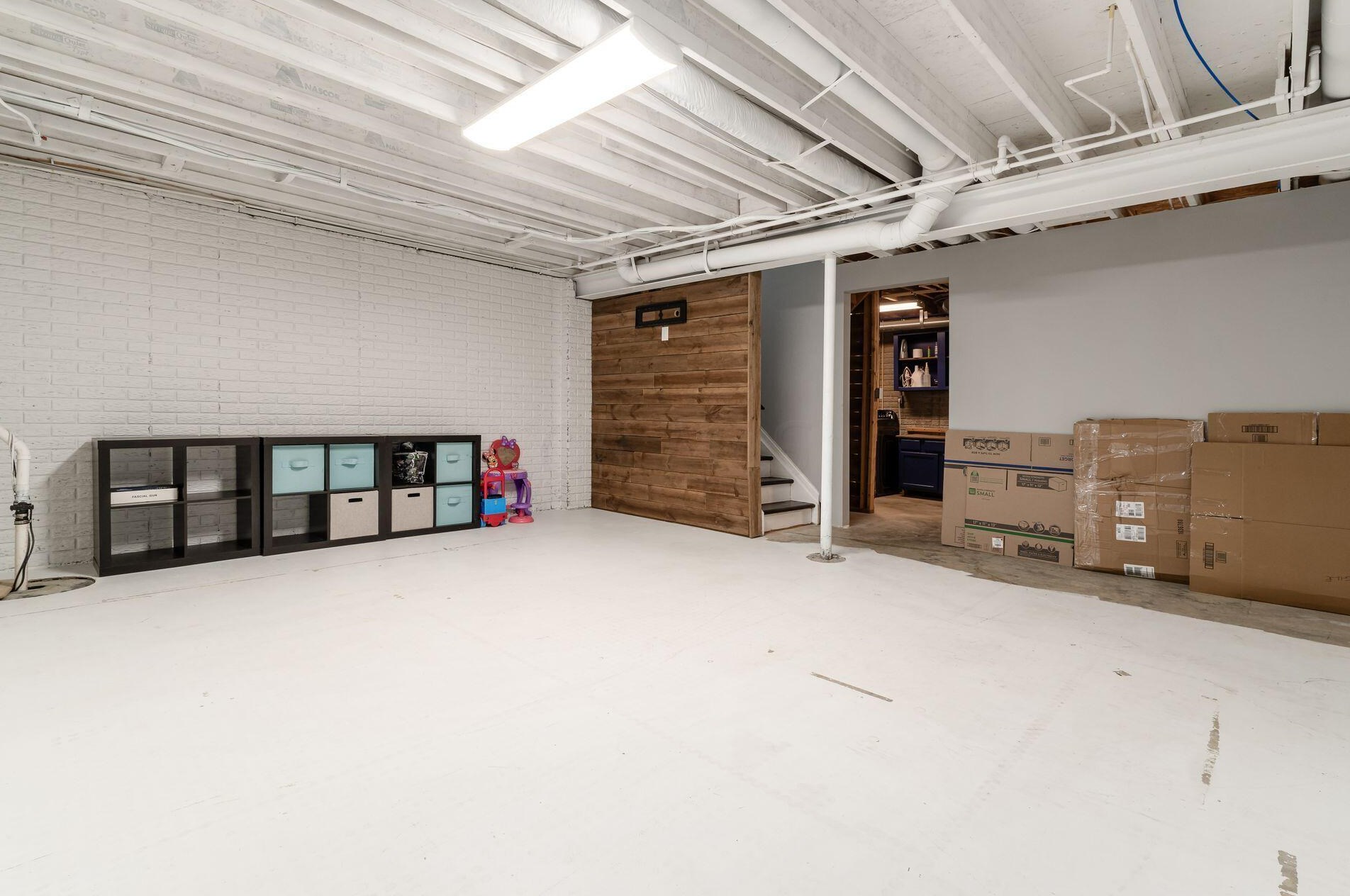 574 Chadwood Dr, Columbus OH  43230-6255 exterior