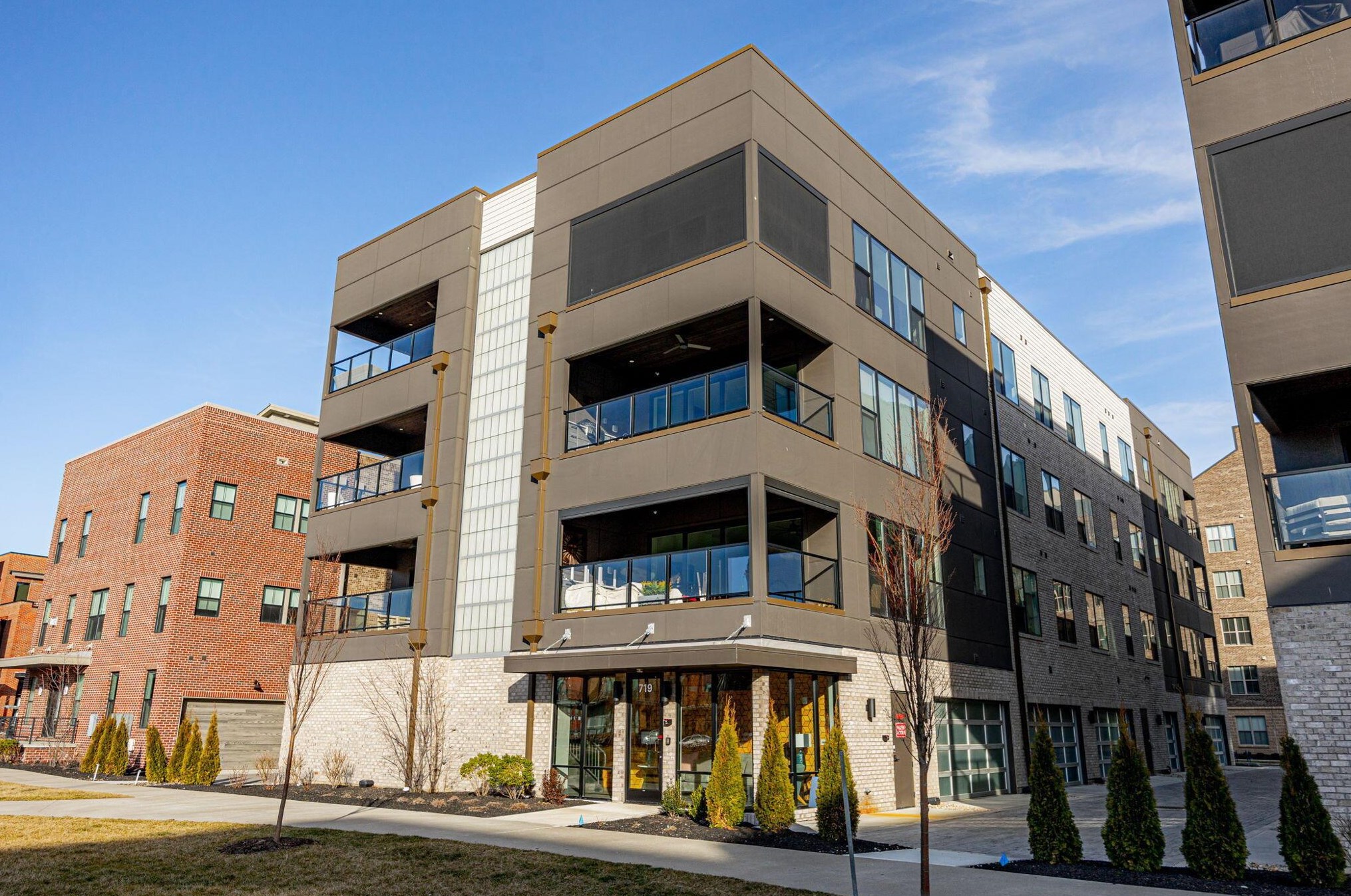719 Civitas Ave #b304, Columbus, OH 43215