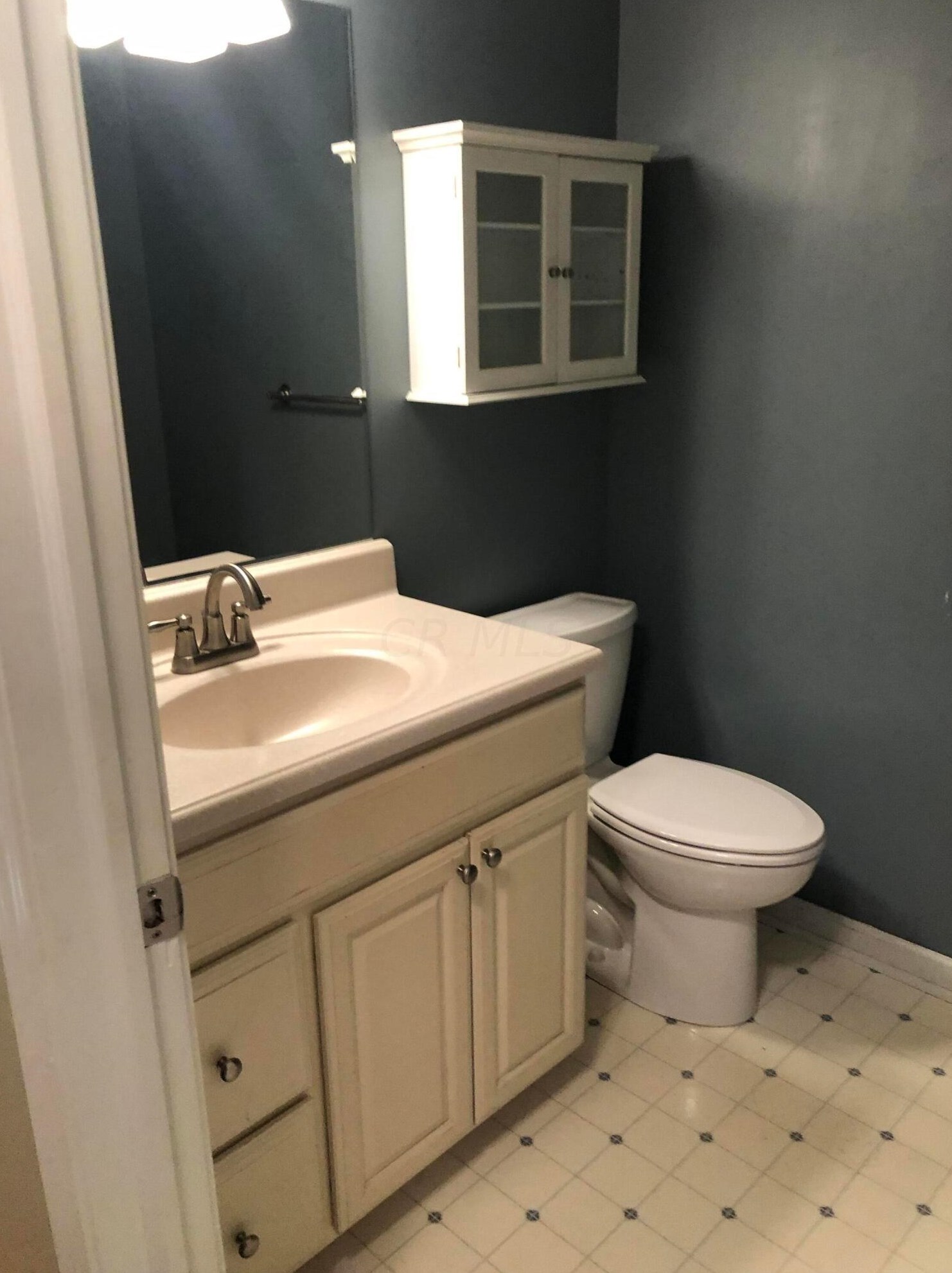 124 Coventry Ct, Lancaster OH  43130-4135 exterior