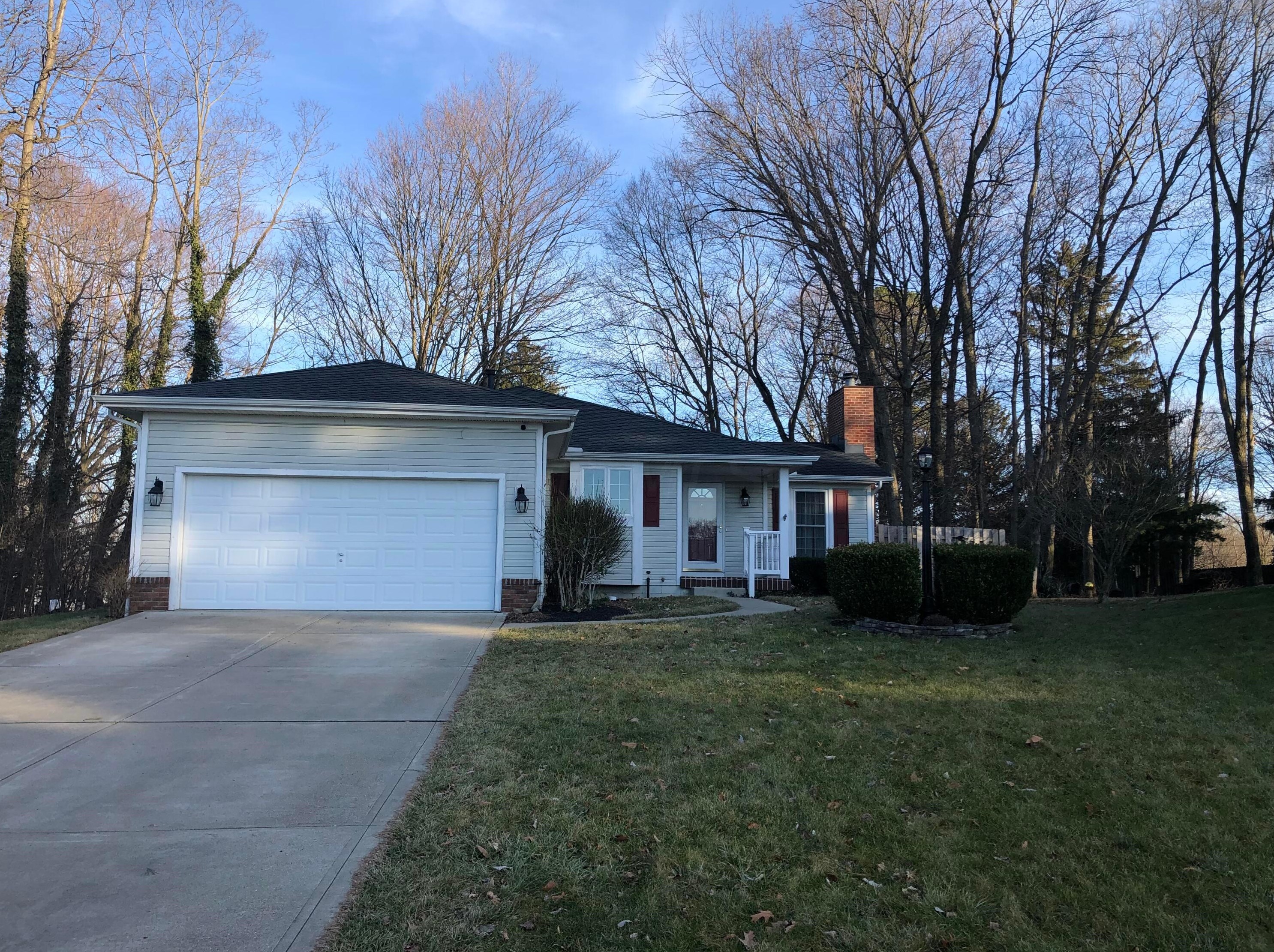124 Coventry Ct, Lancaster OH  43130-4135 exterior