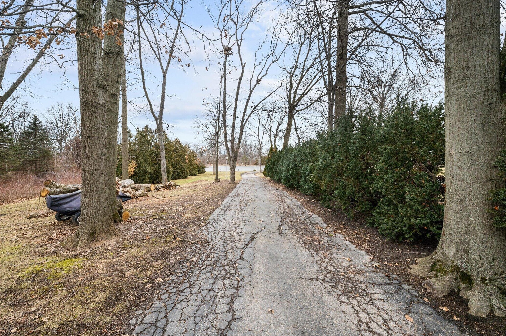 4615 E Muggy Rd, Port Clinton, OH 43452