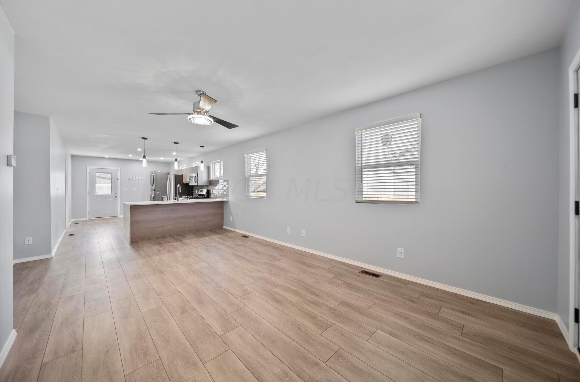 2023 Ferris Rd, Columbus OH  43224-2344 exterior