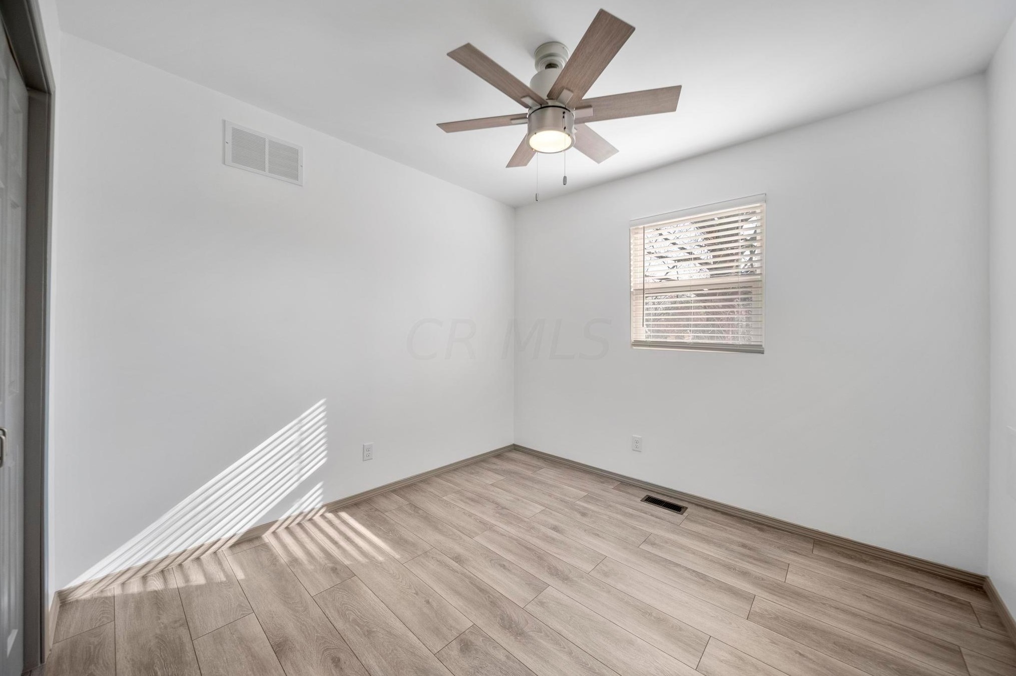 2023 Ferris Rd, Columbus OH  43224-2344 exterior