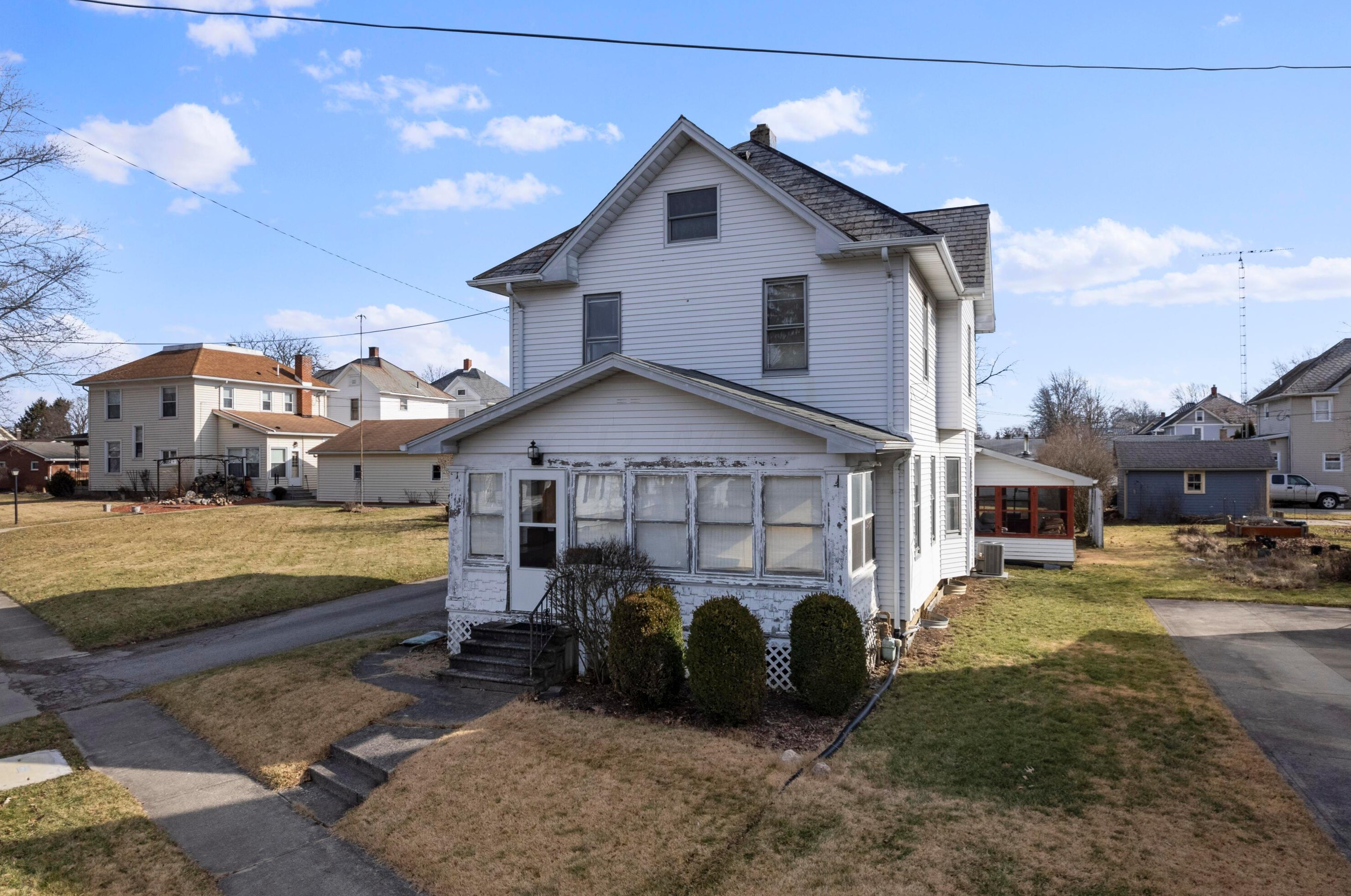 716 Kaler Ave, Bucyrus, OH 44820