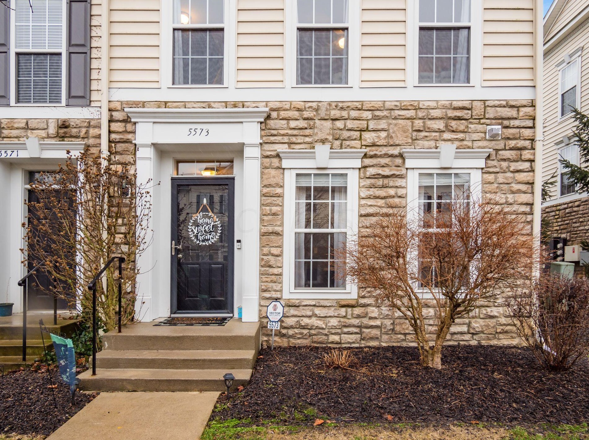 5573 Bow Falls Blvd, Dublin, OH 43016-7388