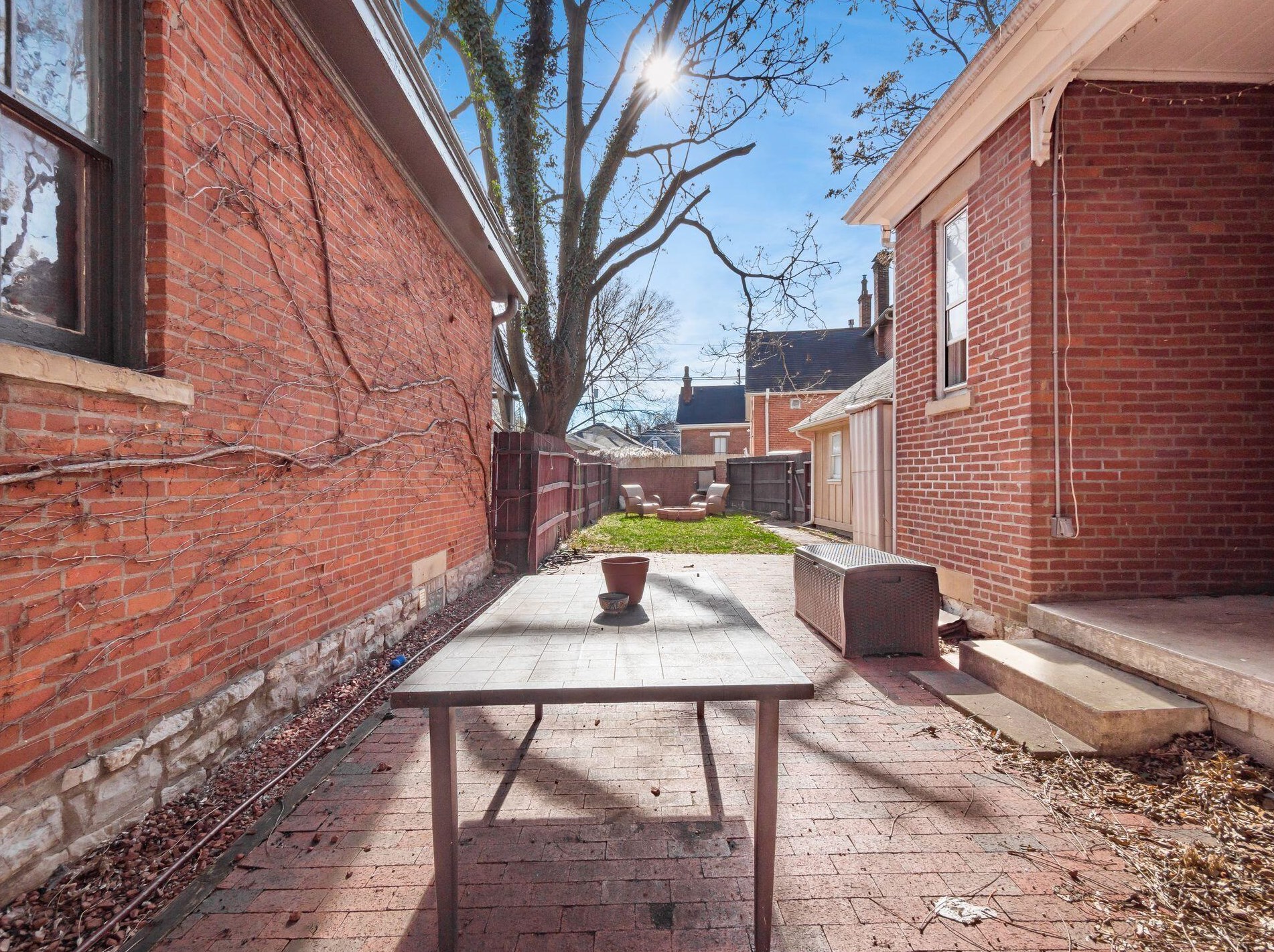 35 Thurman Ave, Columbus OH  43206-3423 exterior