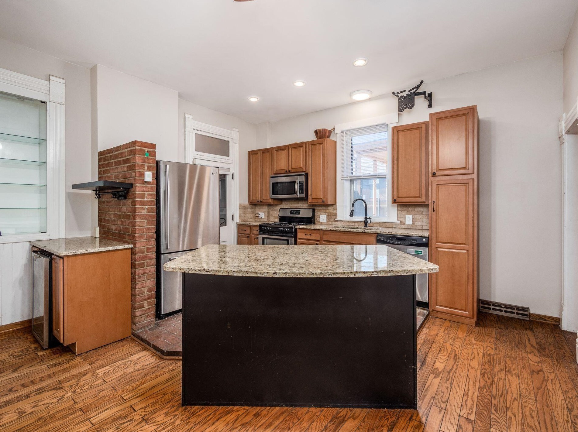 35 Thurman Ave, Columbus OH  43206-3423 exterior