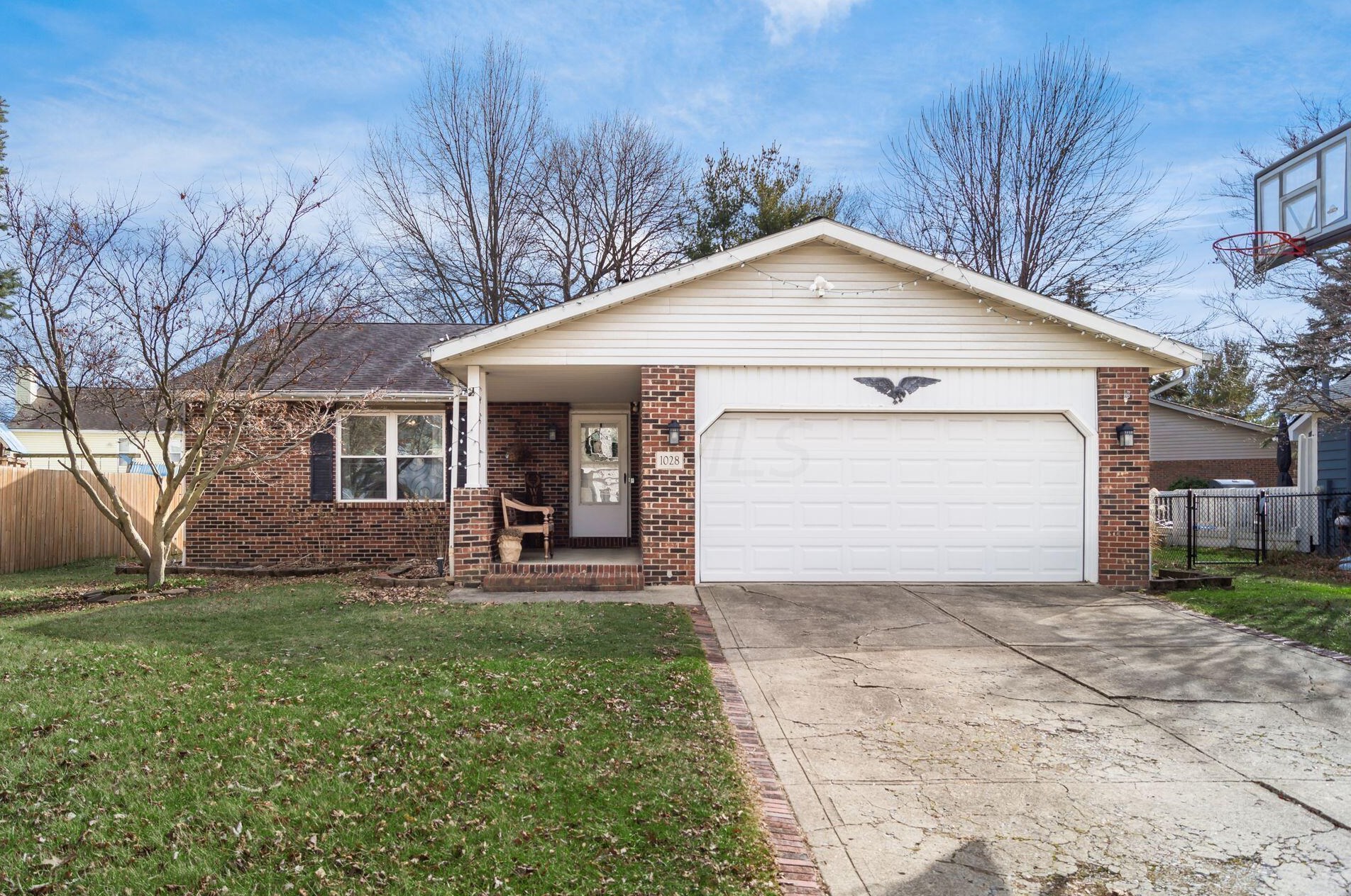 1028 Gateshead Way, Westerville, OH 43081