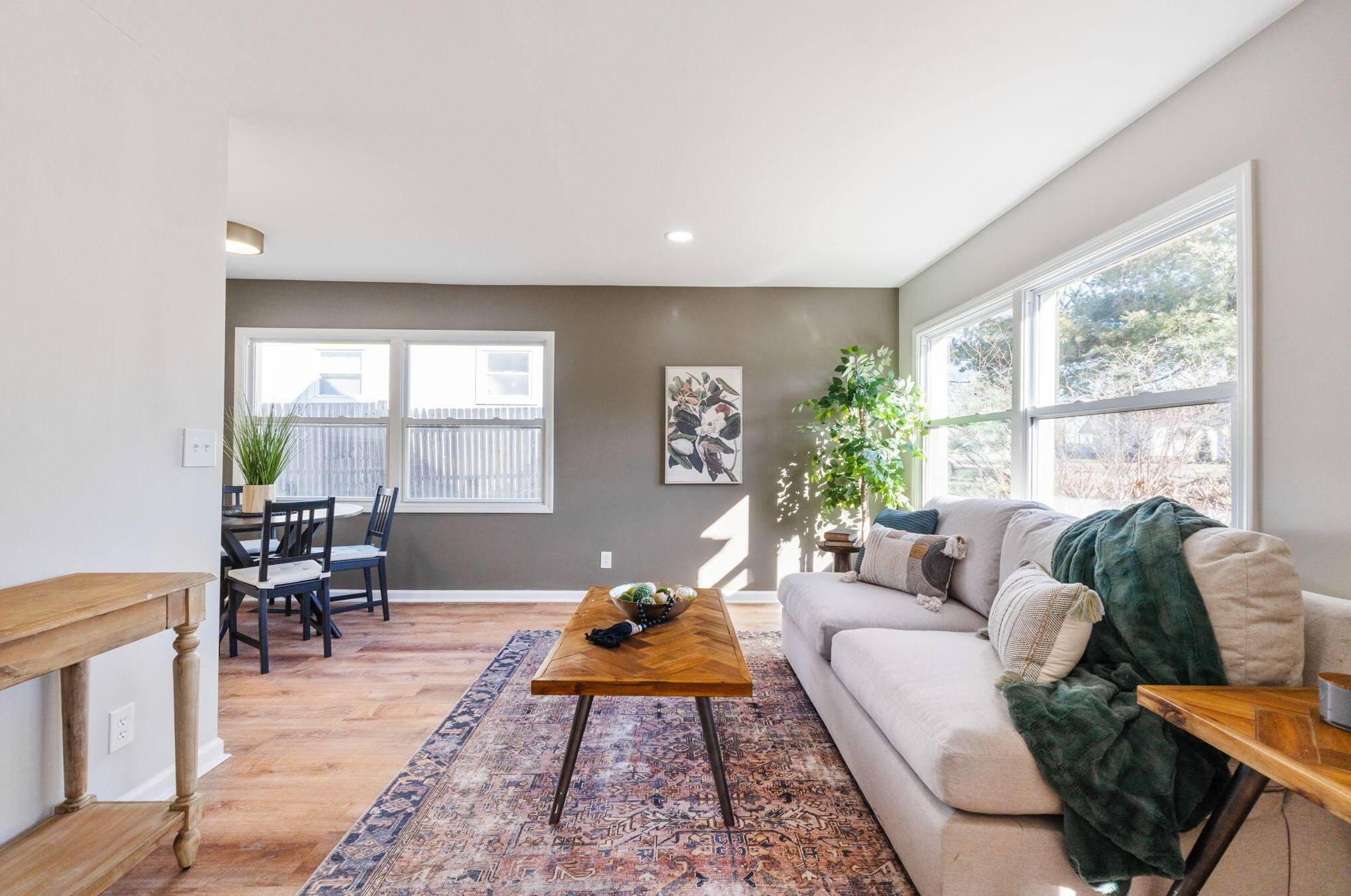 189 Gould Rd, Columbus OH  43209-1549 exterior