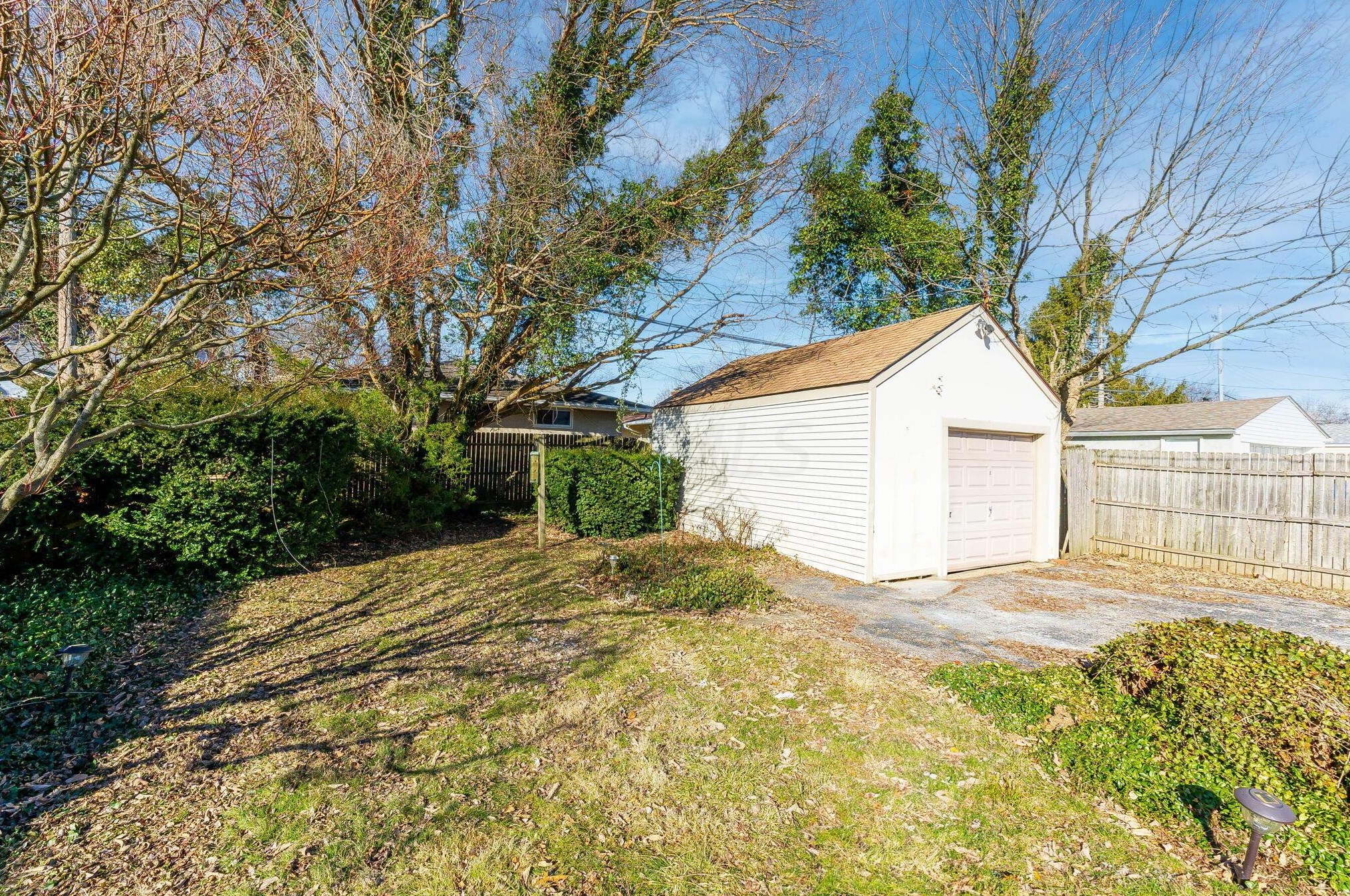 189 Gould Rd, Columbus OH  43209-1549 exterior