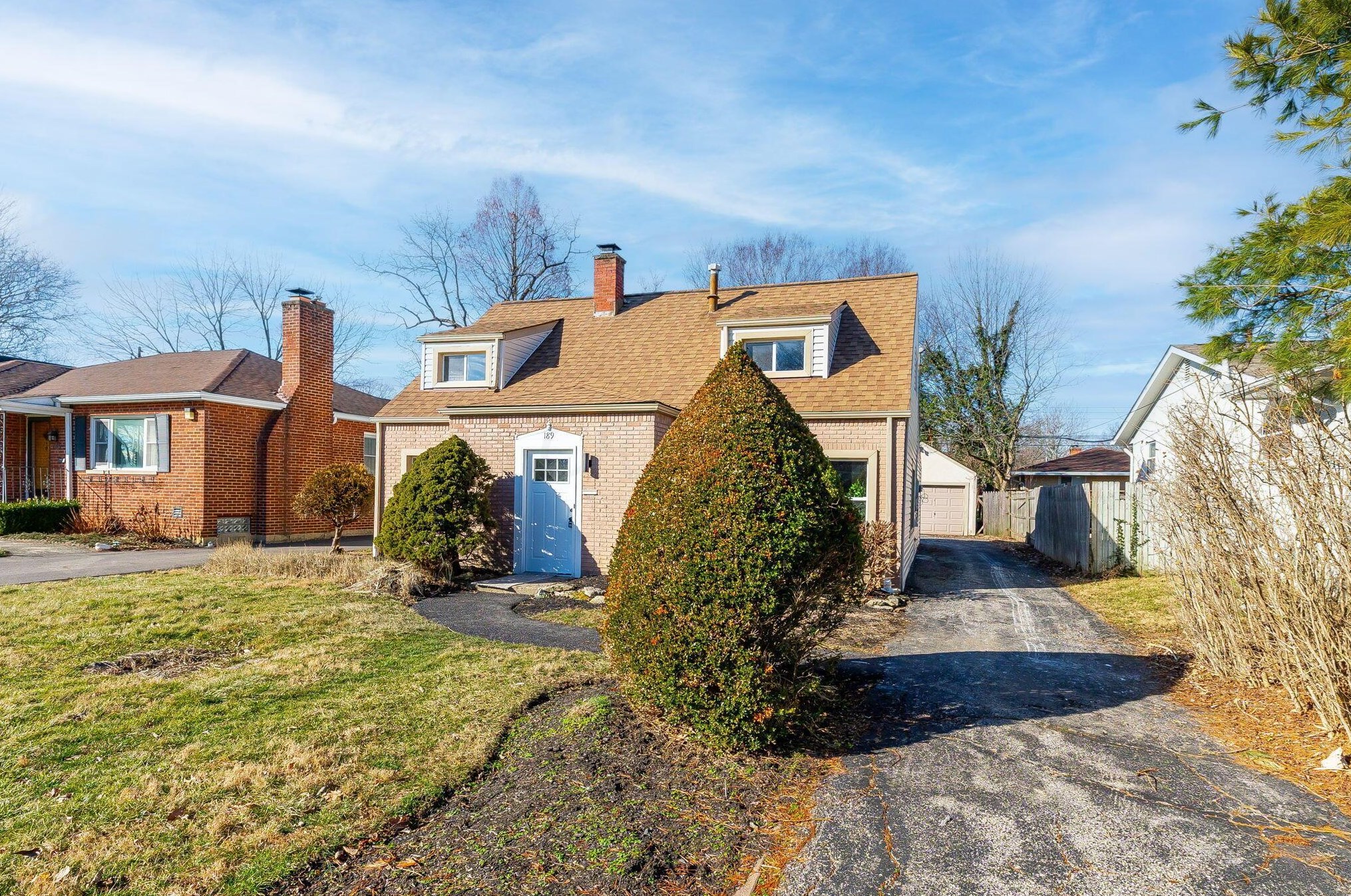 189 Gould Rd, Columbus OH  43209-1549 exterior