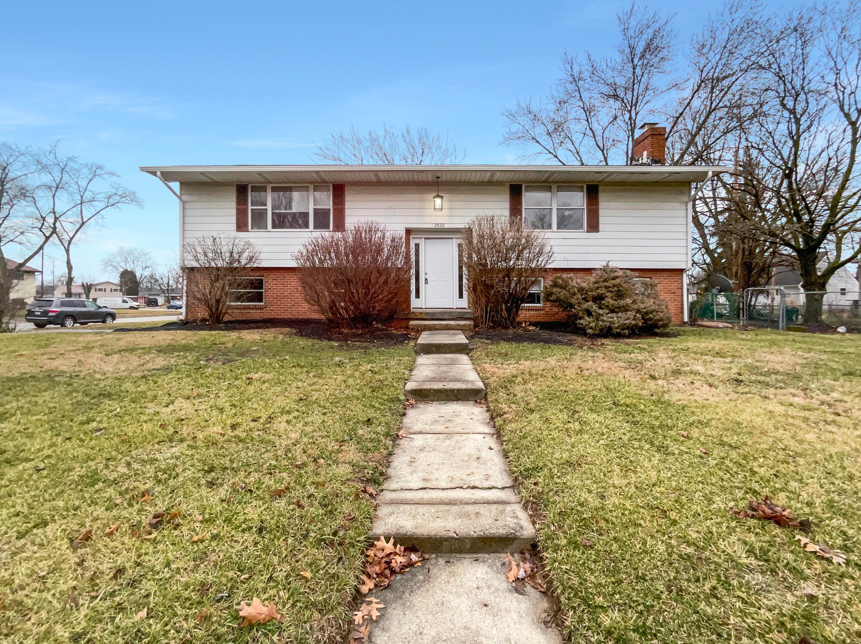 2866 Southwest Blvd, Darbydale OH  43123-2036 exterior