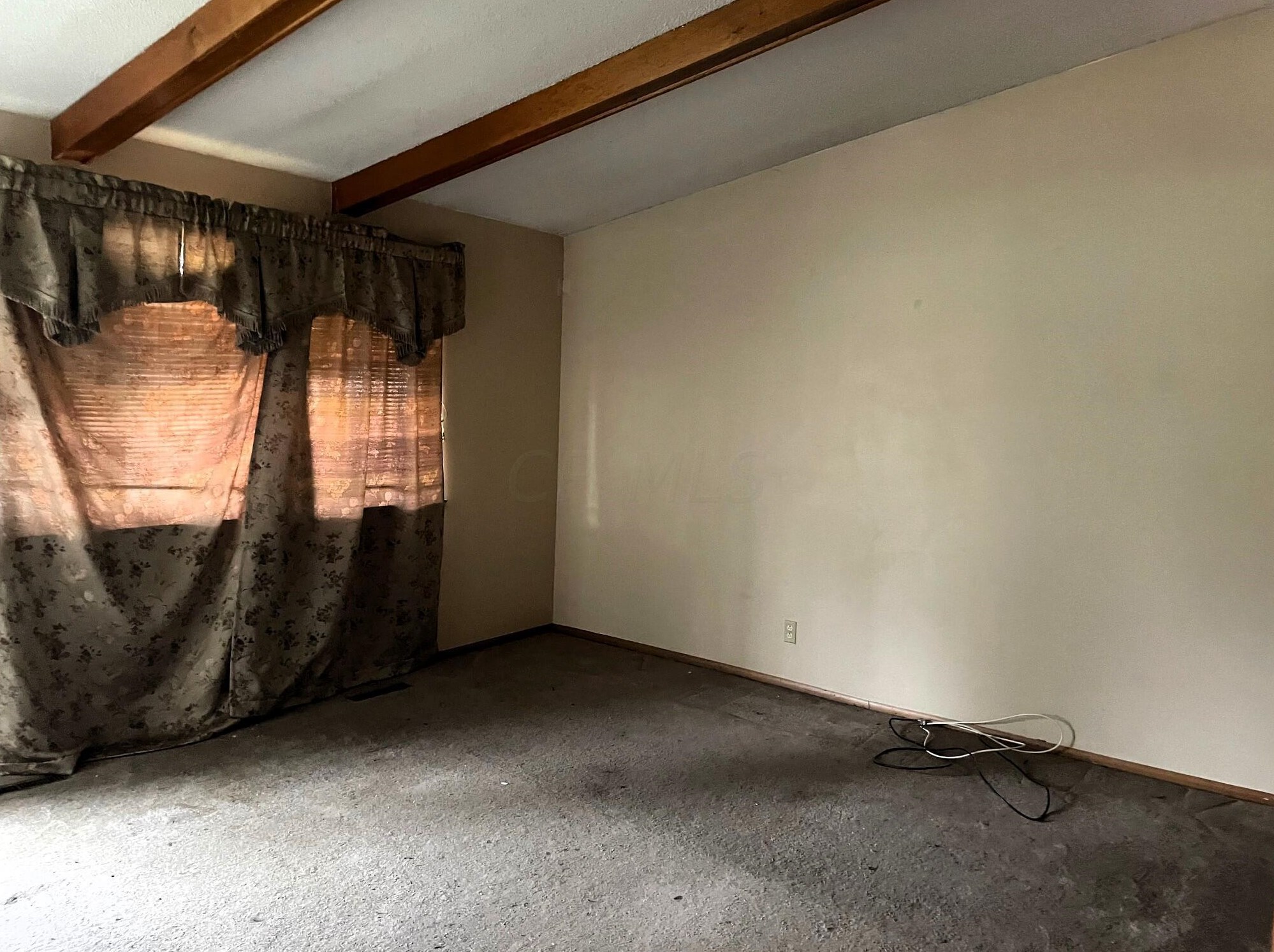 5017 Refugee Rd, Columbus, OH 43232