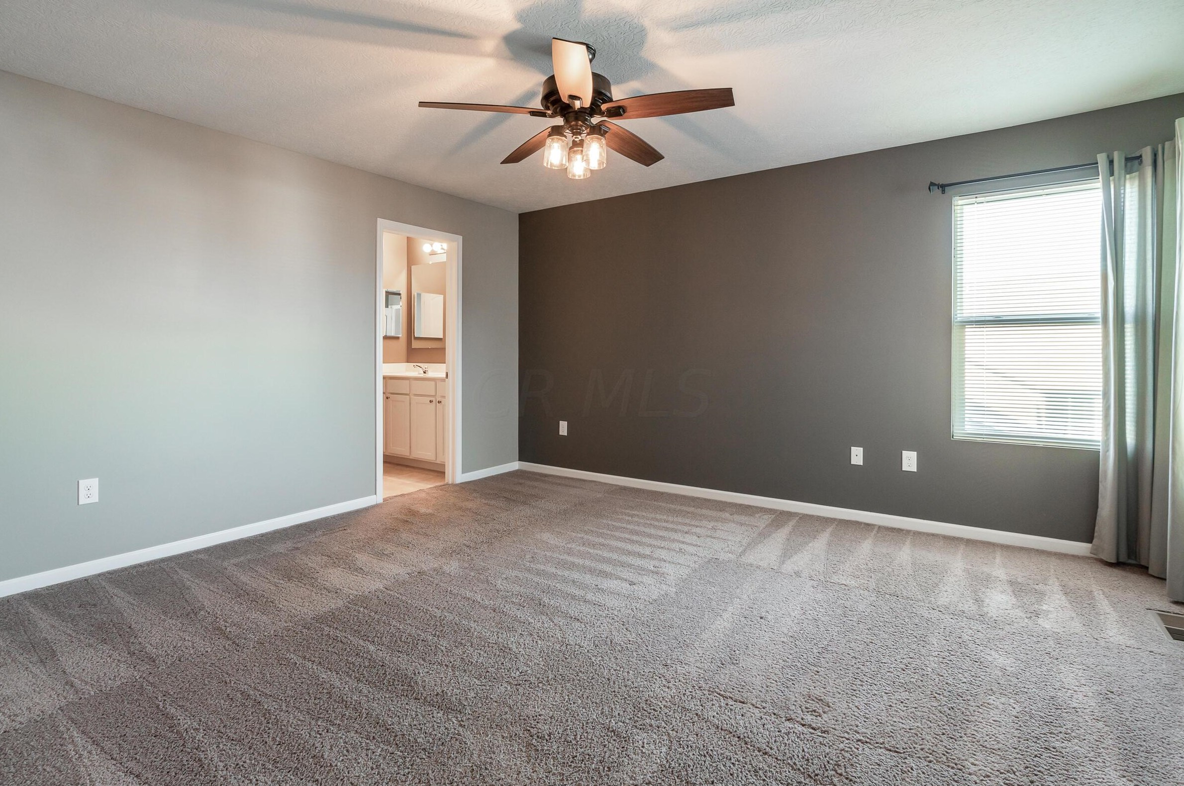 5654 Alliance Way, Columbus OH  43228-8947 exterior