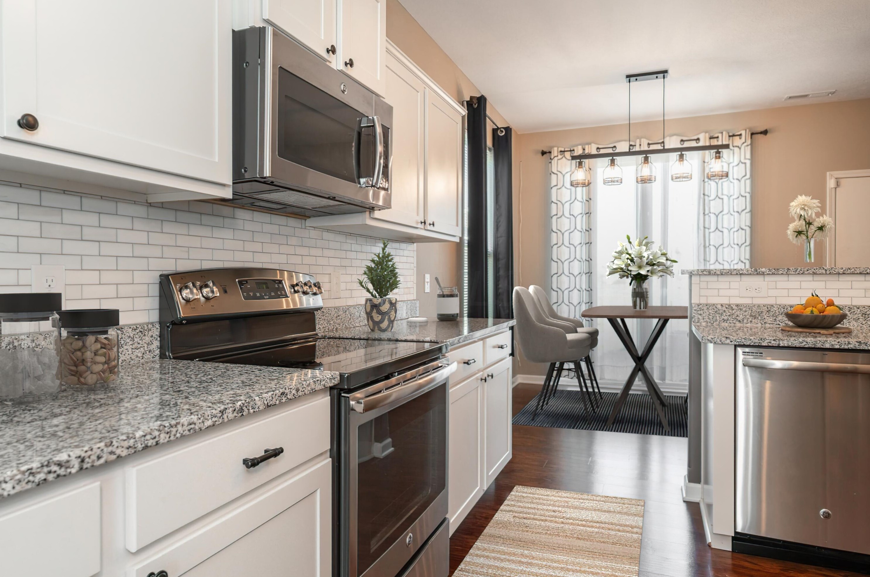 5654 Alliance Way, Columbus OH  43228-8947 exterior