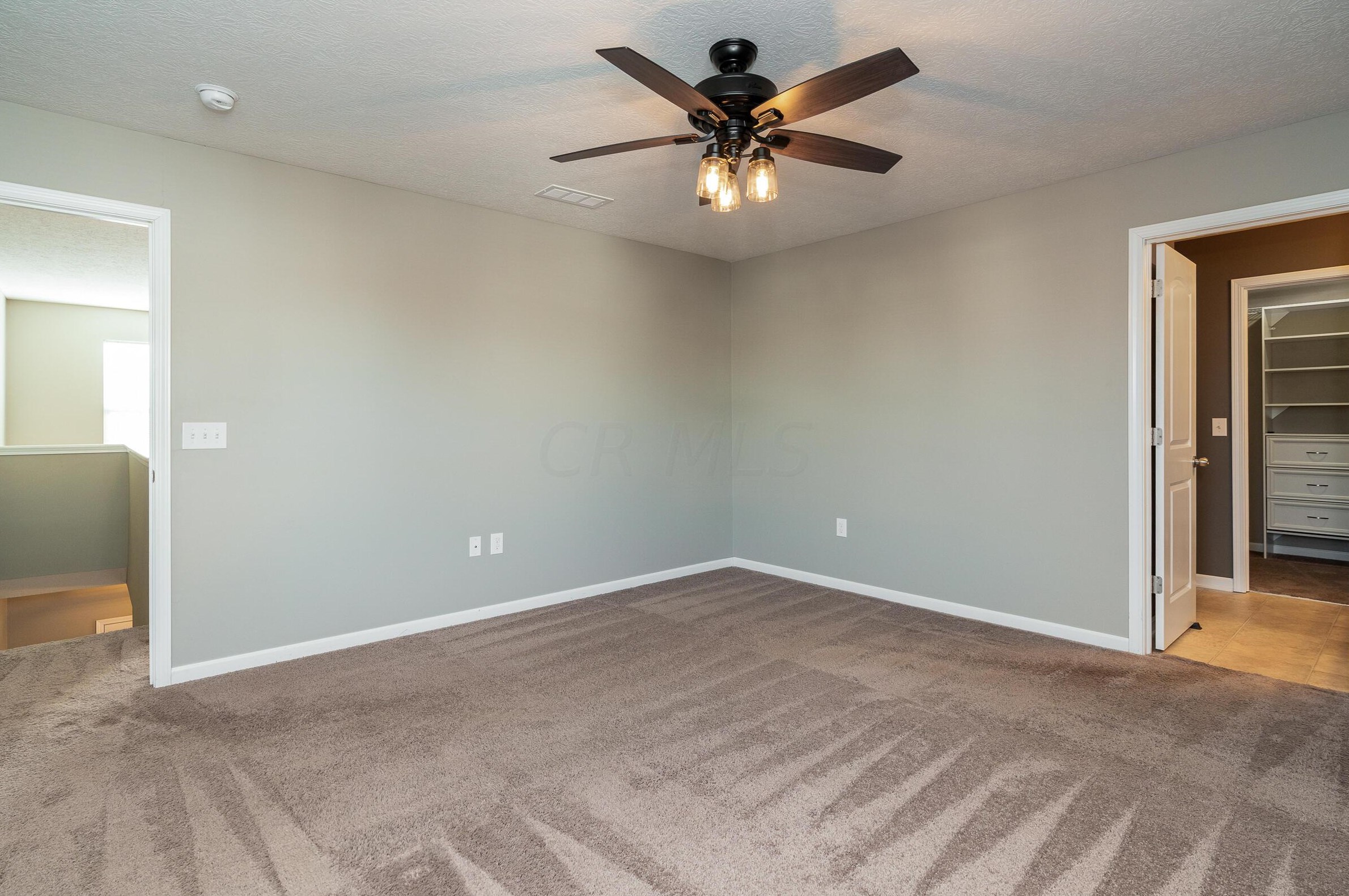 5654 Alliance Way, Columbus OH  43228-8947 exterior