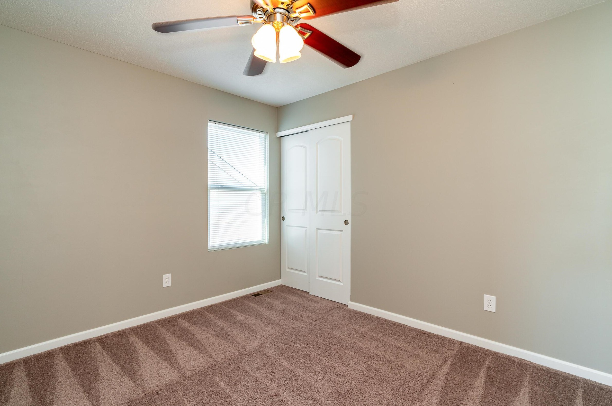 5654 Alliance Way, Columbus OH  43228-8947 exterior