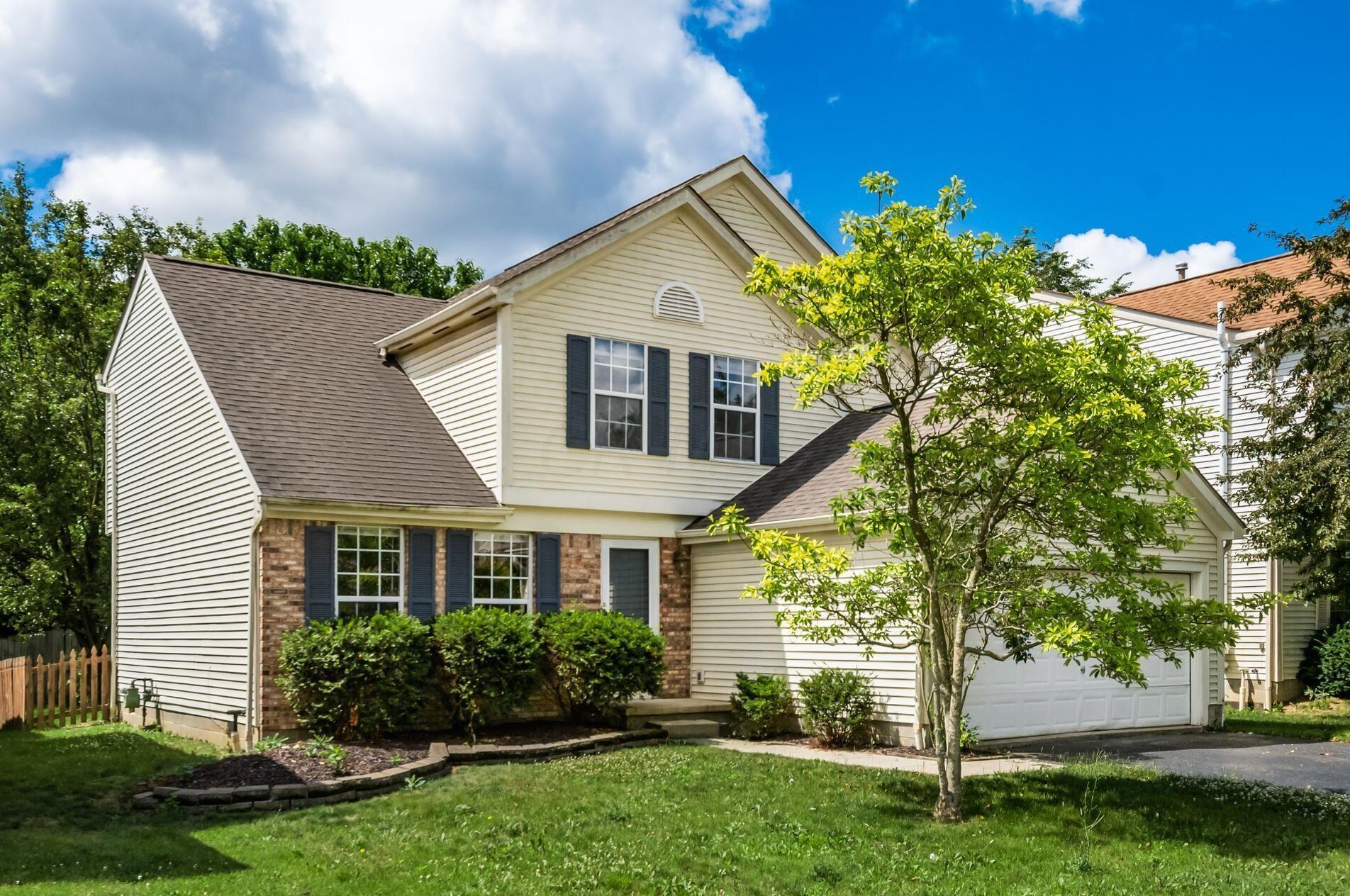 5353 Whirlwind Cove Dr, Hilliard, OH 43026-8512