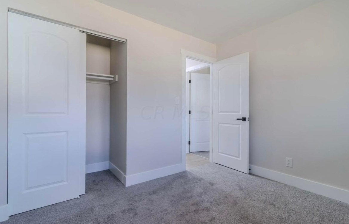 3750 Dort Pl, Columbus OH  43227-2022 exterior