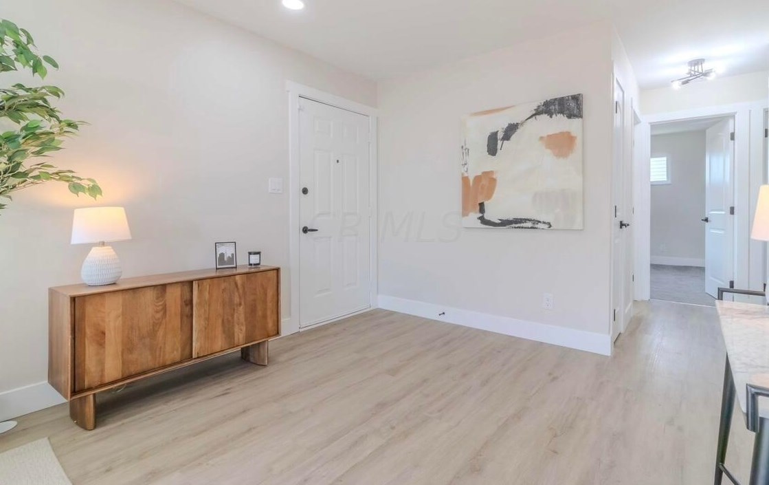 3750 Dort Pl, Columbus OH  43227-2022 exterior