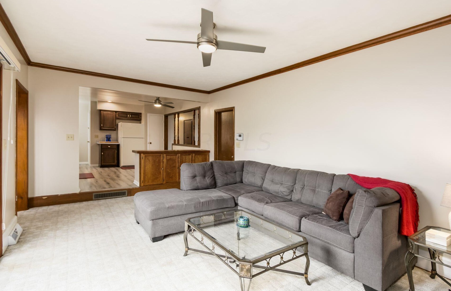 521 Heatherhill Rd, Columbus OH  43213-2461 exterior