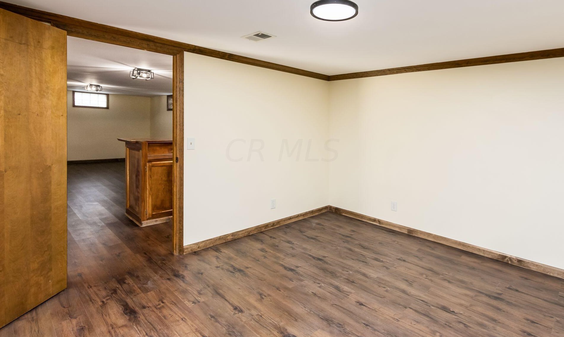 521 Heatherhill Rd, Columbus OH  43213-2461 exterior