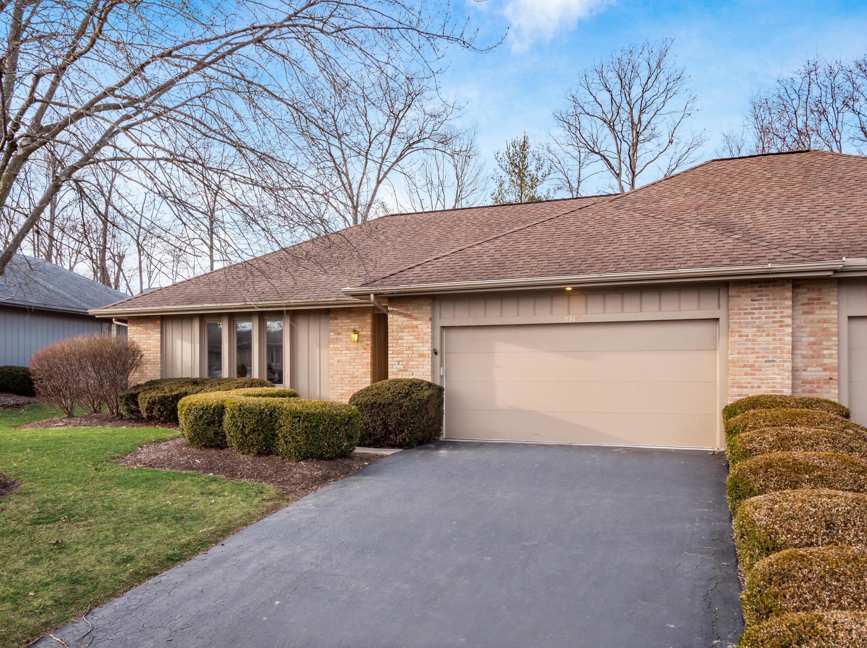 9318 Muirkirk Dr, Dublin, OH 43017-9444
