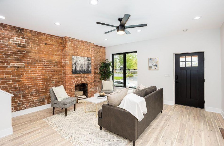 253 Miami Ave, Columbus OH  43203-1513 exterior