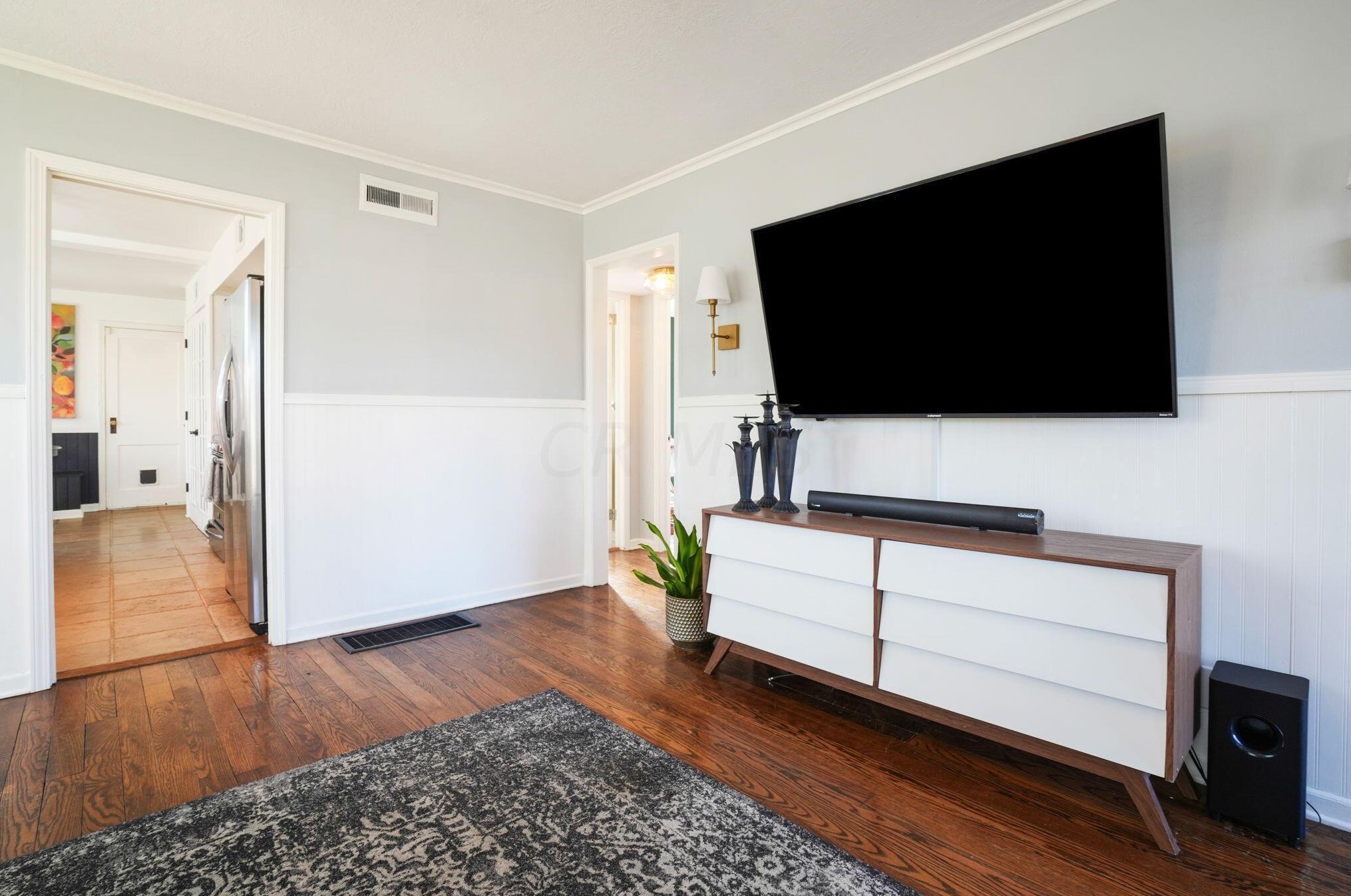 395 Selby Blvd, Columbus OH  43085-3623 exterior