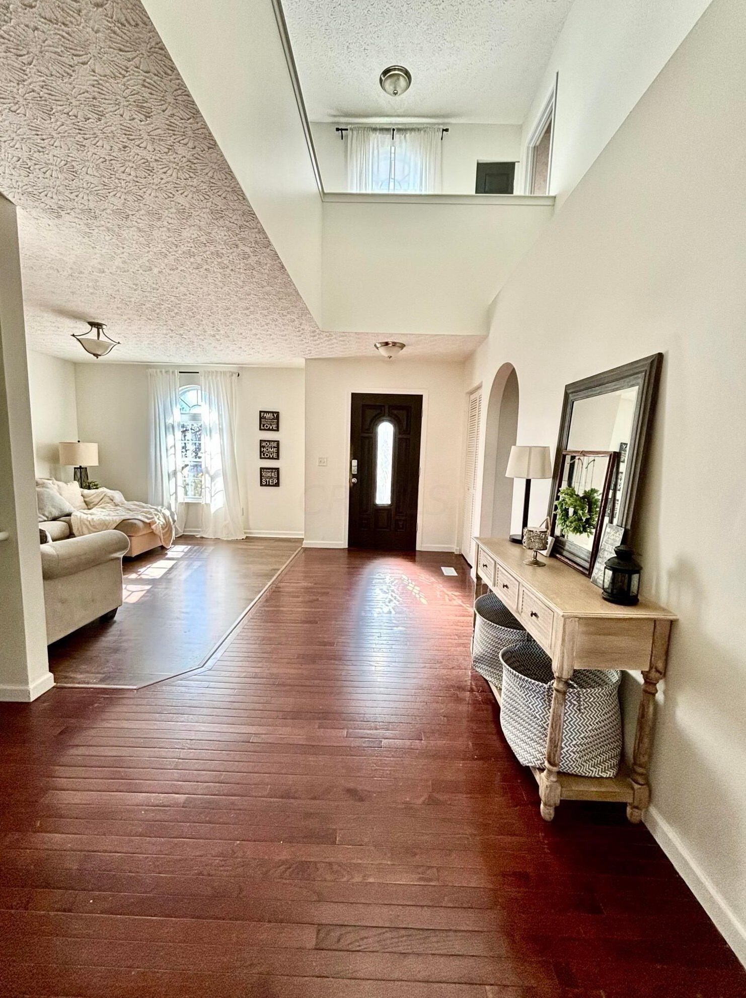 106 Cool Spring Ct, Pickerington, OH 43147-8094
