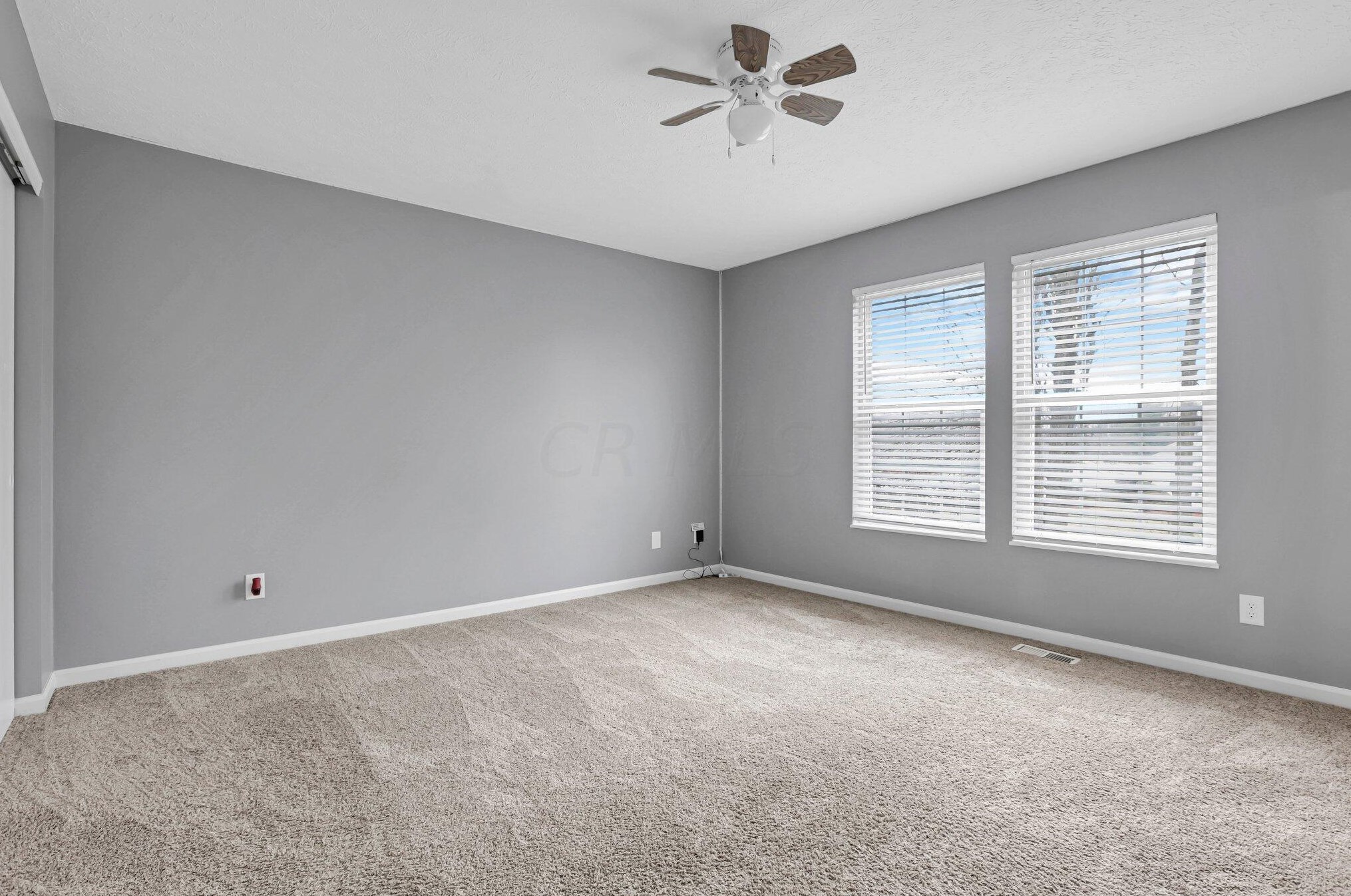 1544 Berkhard Dr, Columbus OH  43223-3385 exterior