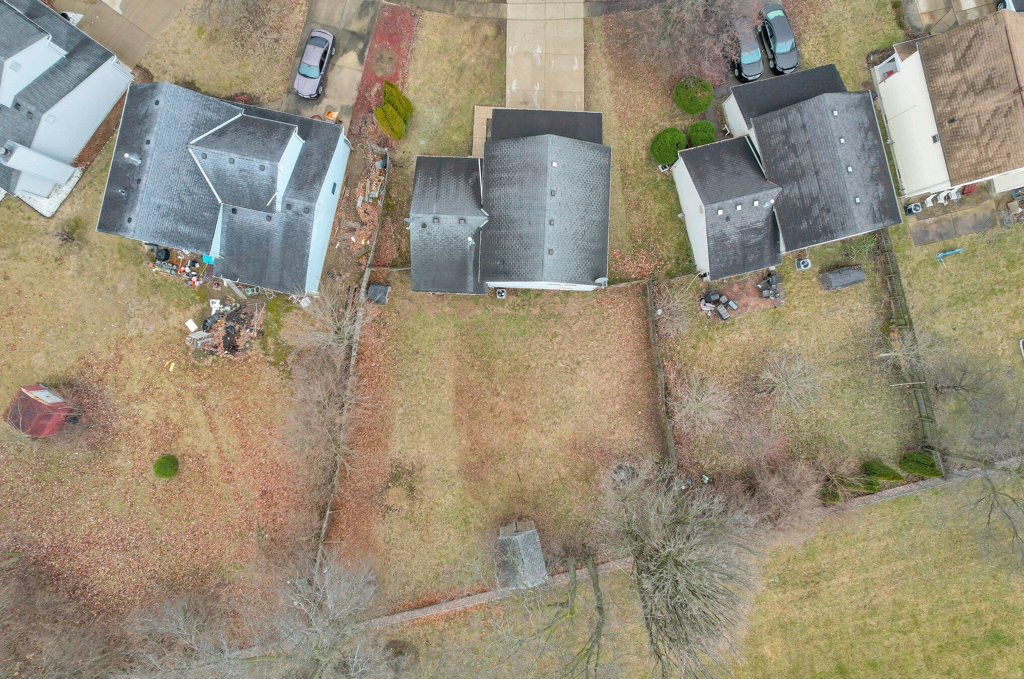 1544 Berkhard Dr, Columbus OH  43223-3385 exterior