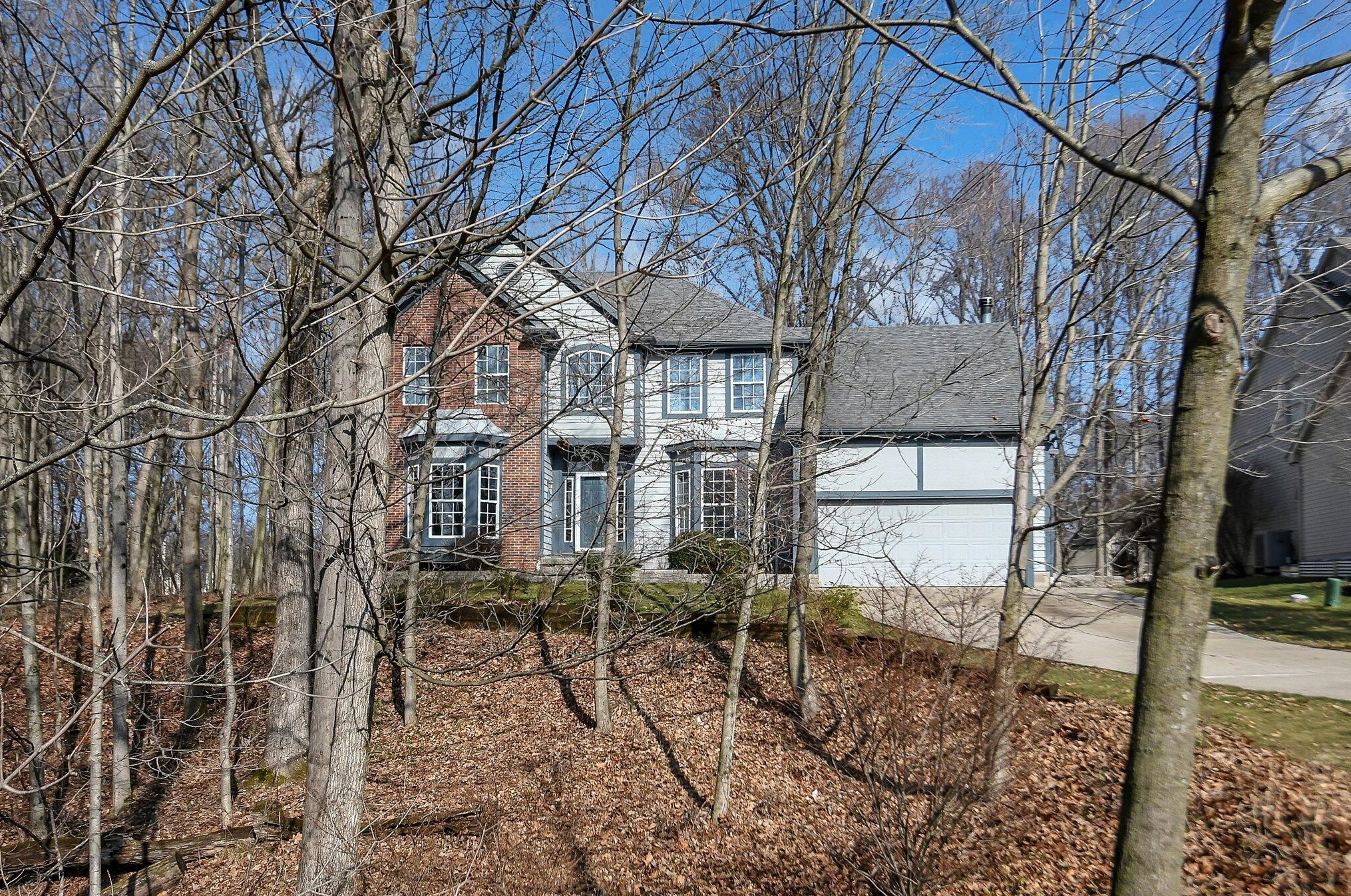 5383 Ainsley Dr, Westerville, OH 43082
