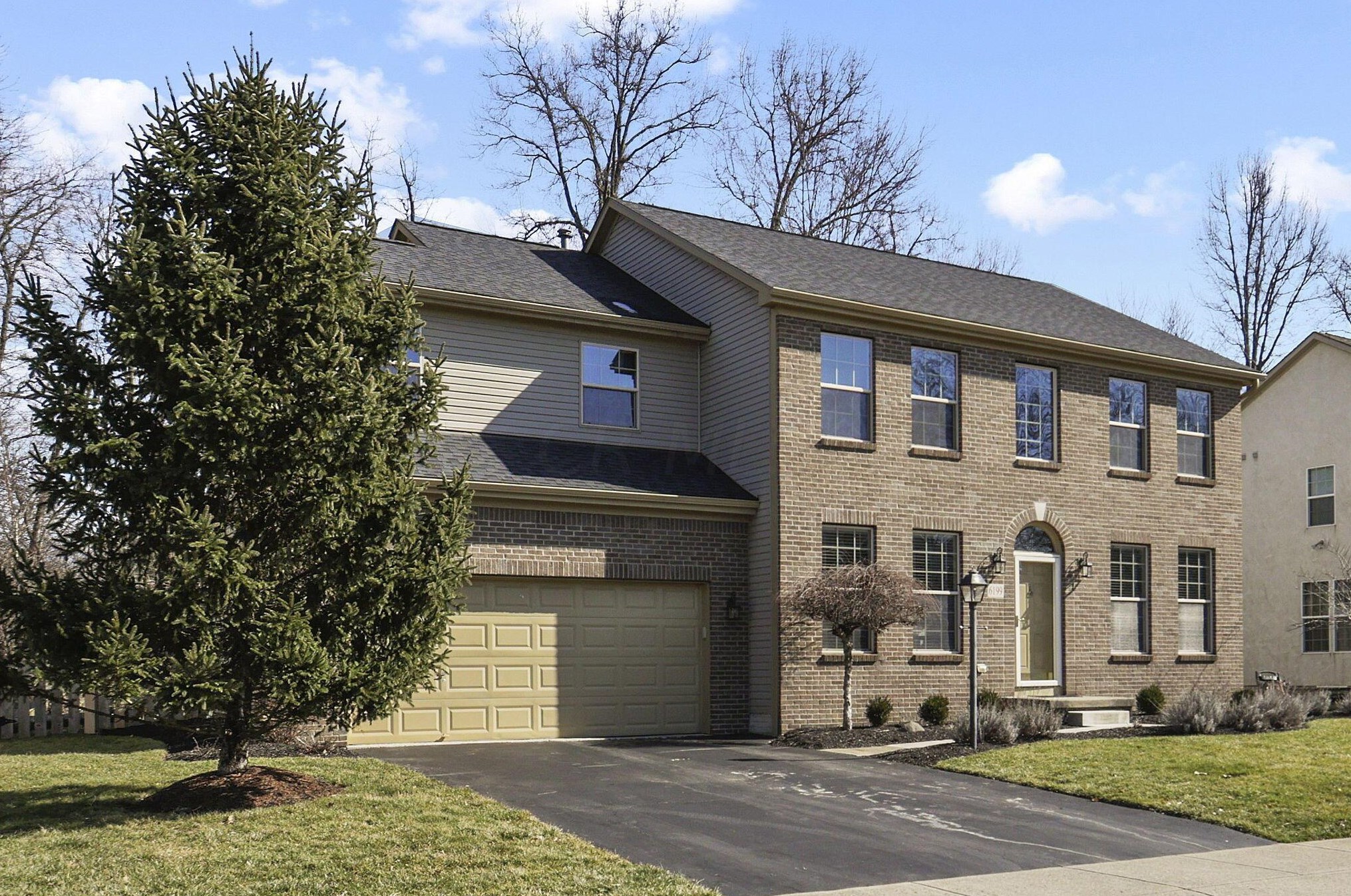 6199 Beringer Dr, Westerville, OH 43082