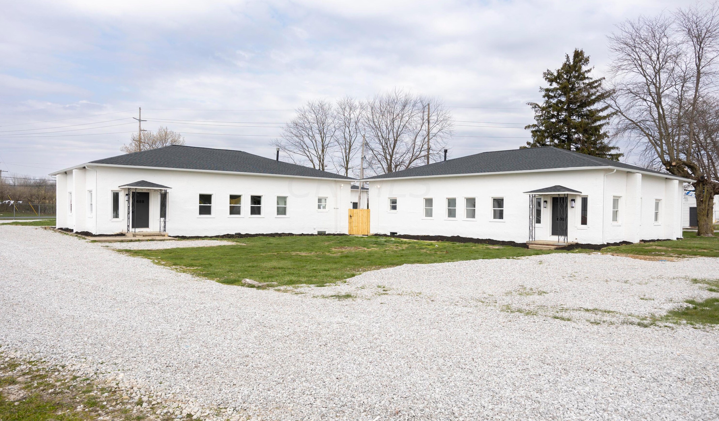 680-686 James Rd, Columbus, OH 43219-1838