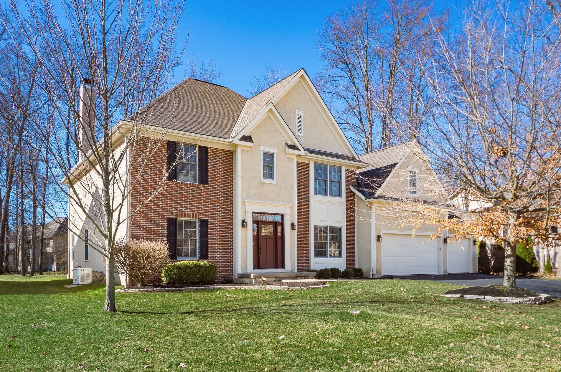 5637 Quail Hollow Way, Westerville, OH 43082-8182