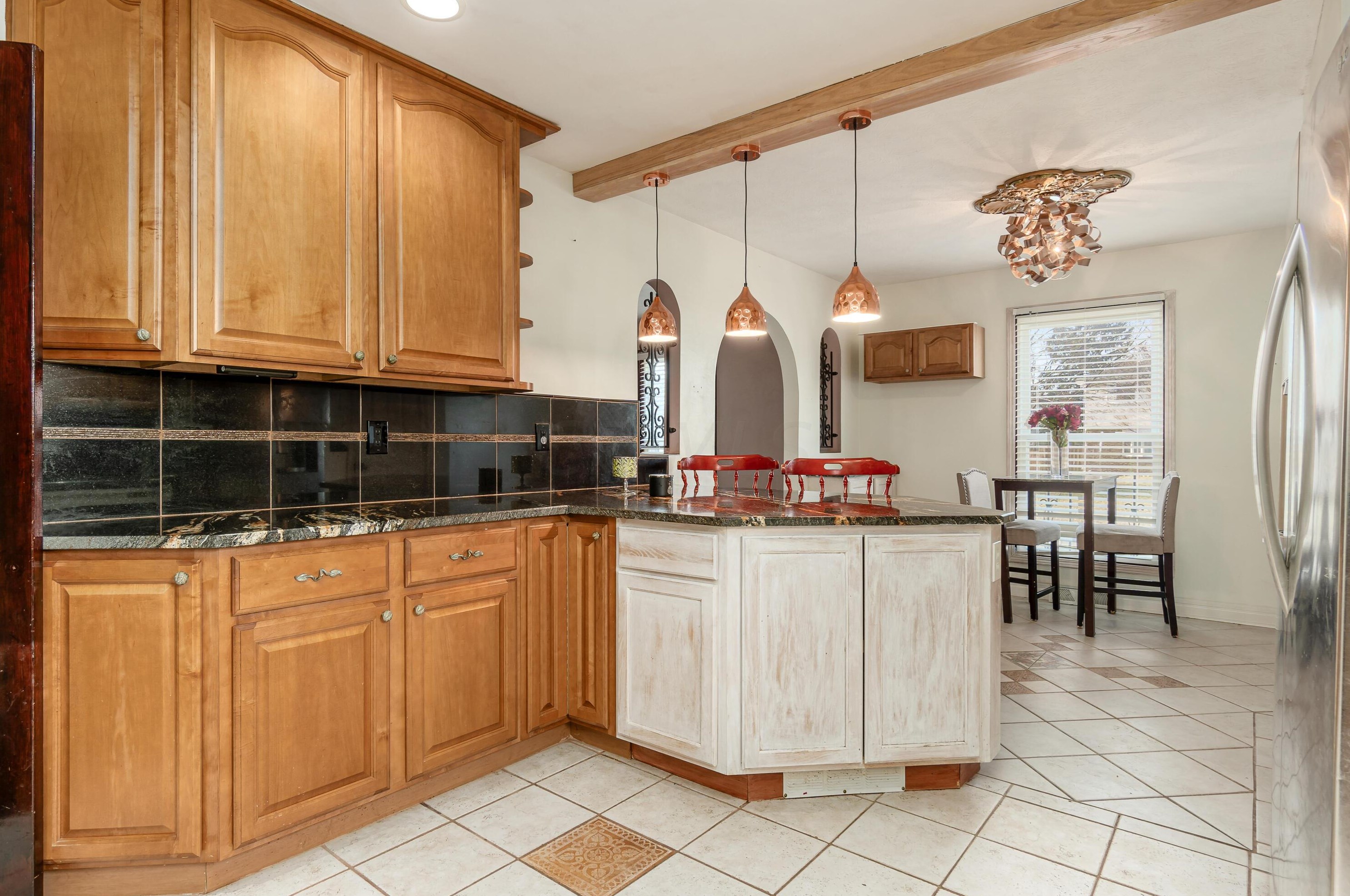 6252 Willowcrest Dr, Columbus OH  43229-2146 exterior