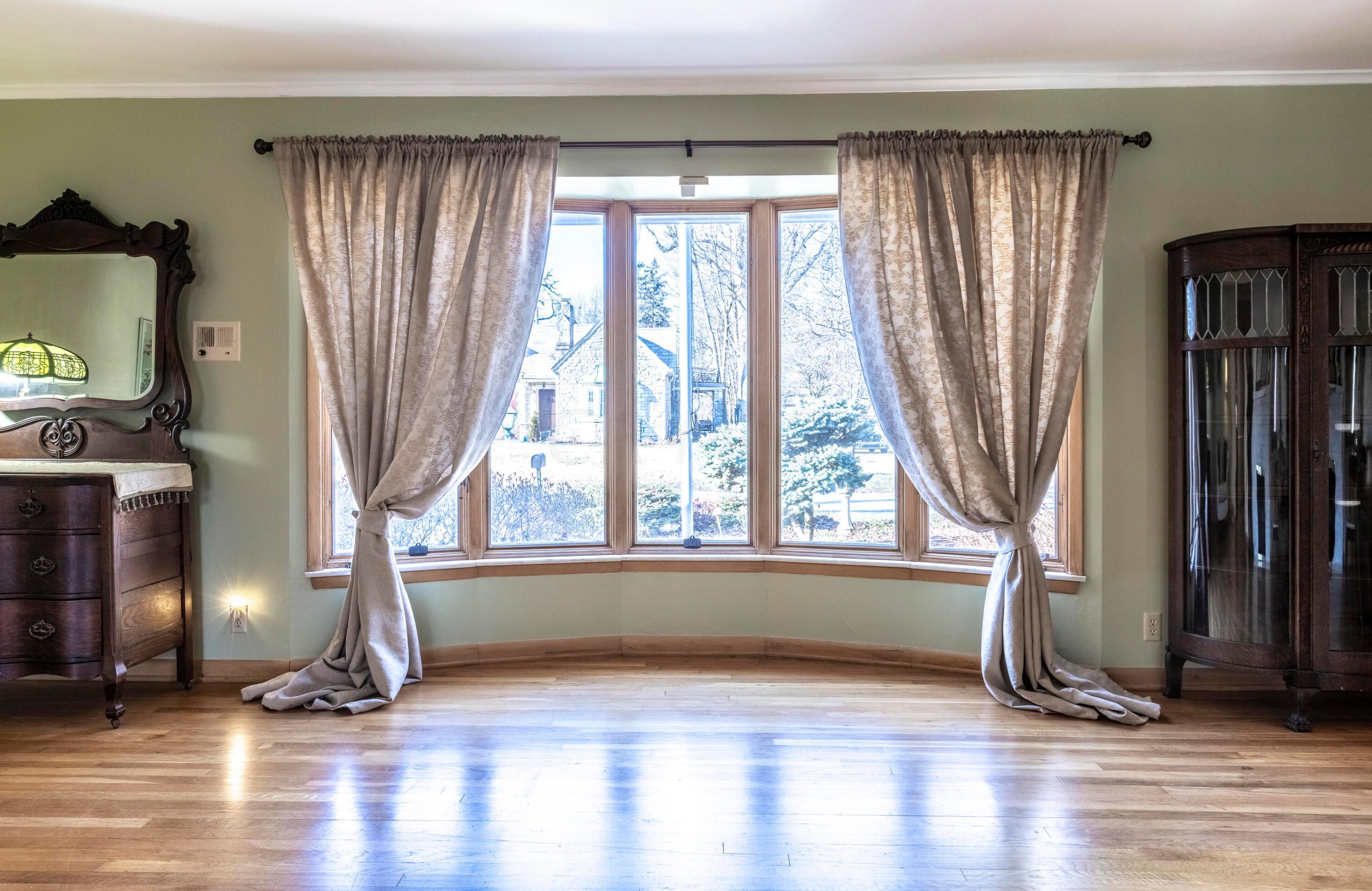 2525 Lakewood Dr, Columbus OH 43231-4859 exterior