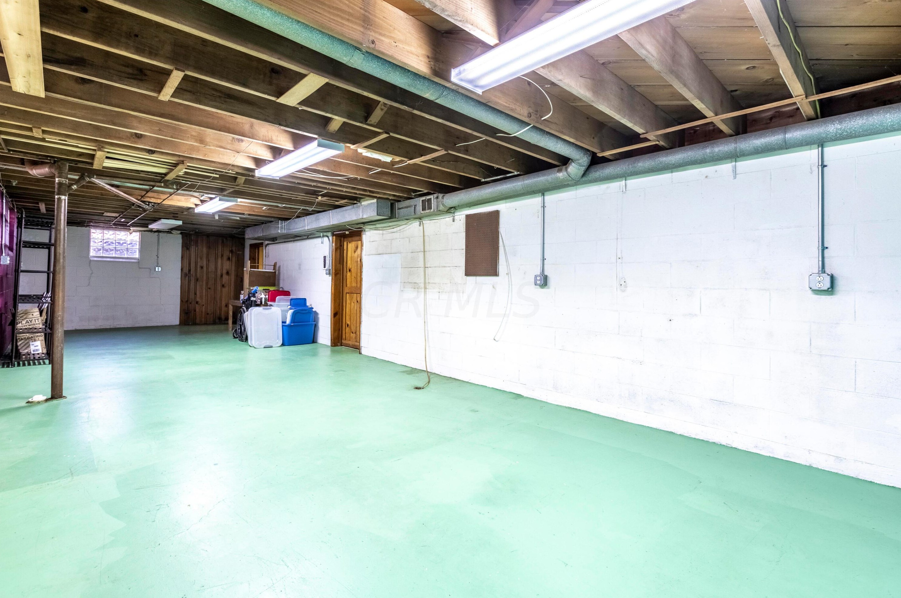 2525 Lakewood Dr, Columbus OH 43231-4859 exterior