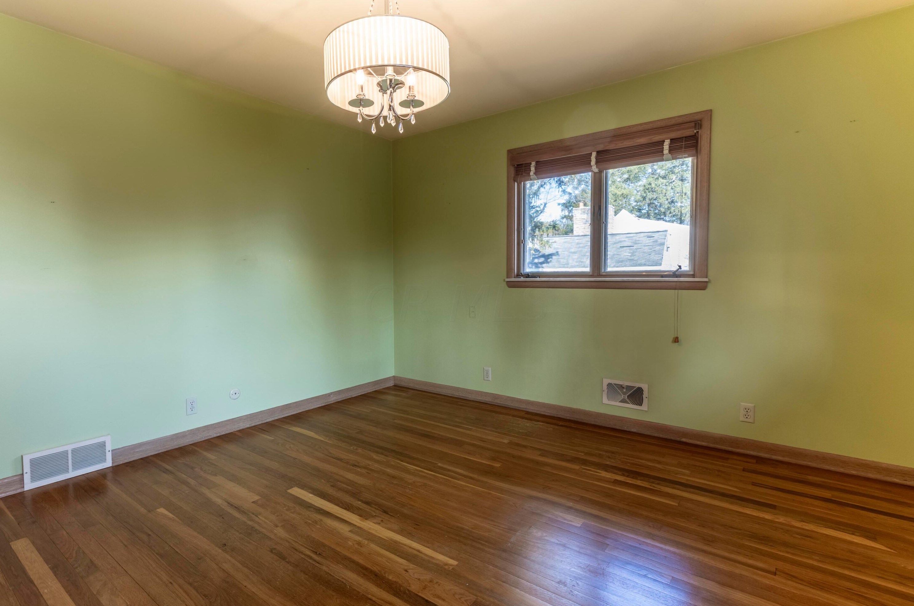 2525 Lakewood Dr, Columbus OH 43231-4859 exterior