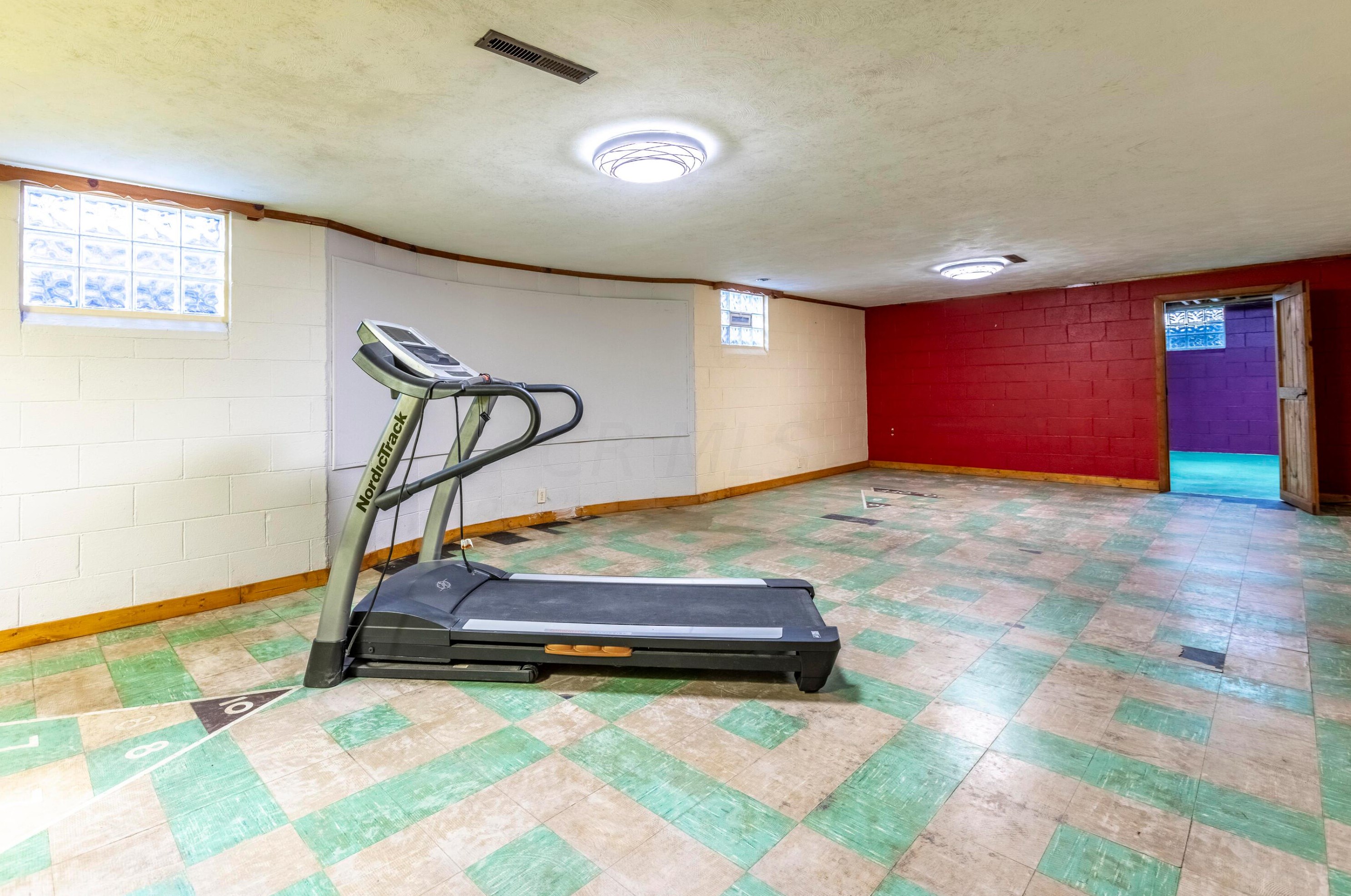 2525 Lakewood Dr, Columbus OH 43231-4859 exterior